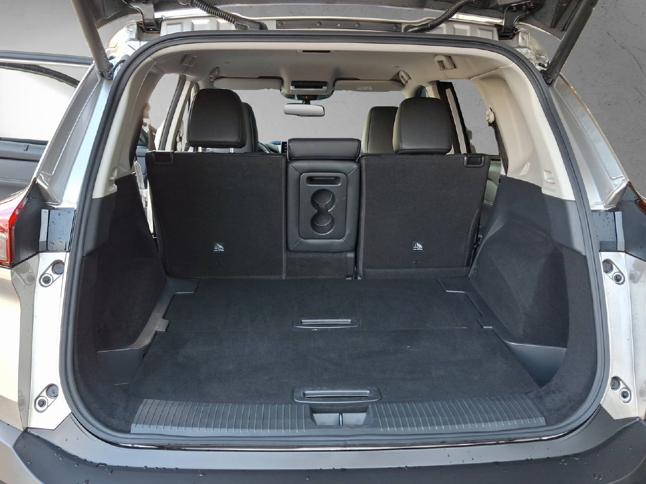 NISSAN X-Trail 1.5 VC-T N-Trek e-4orce 7P-image-11