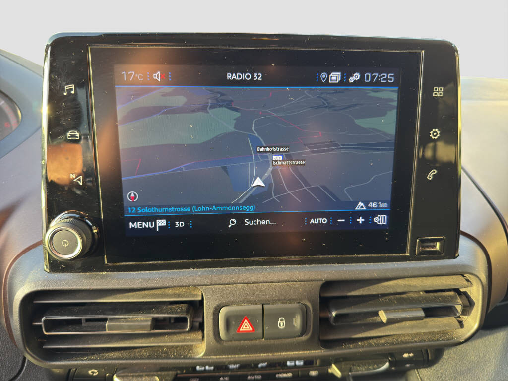 PEUGEOT Rifter Long 1.2 PureTech 130 GT Line-image-12
