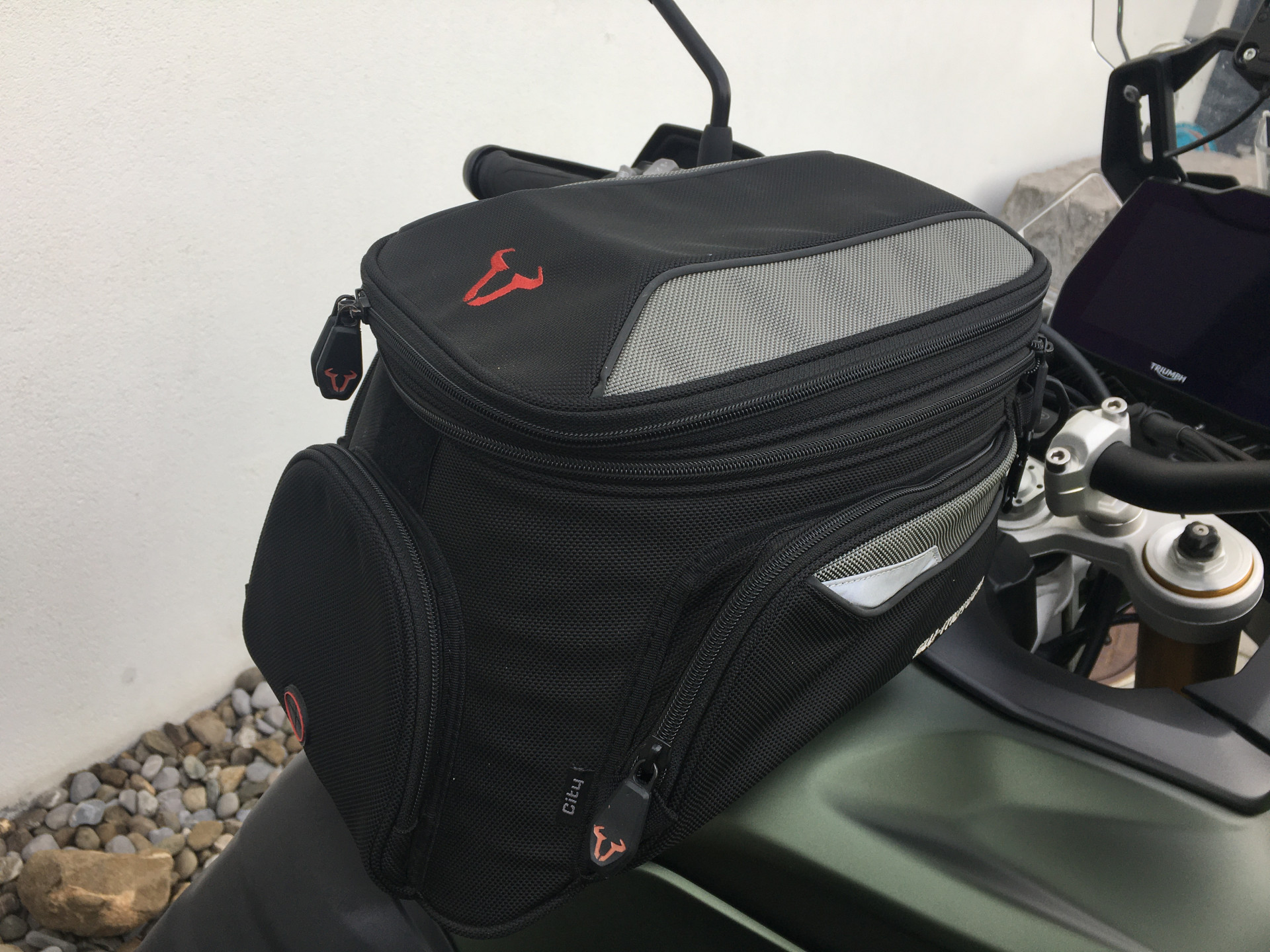 TRIUMPH Tiger 900 Rally Pro-showroom-element-2