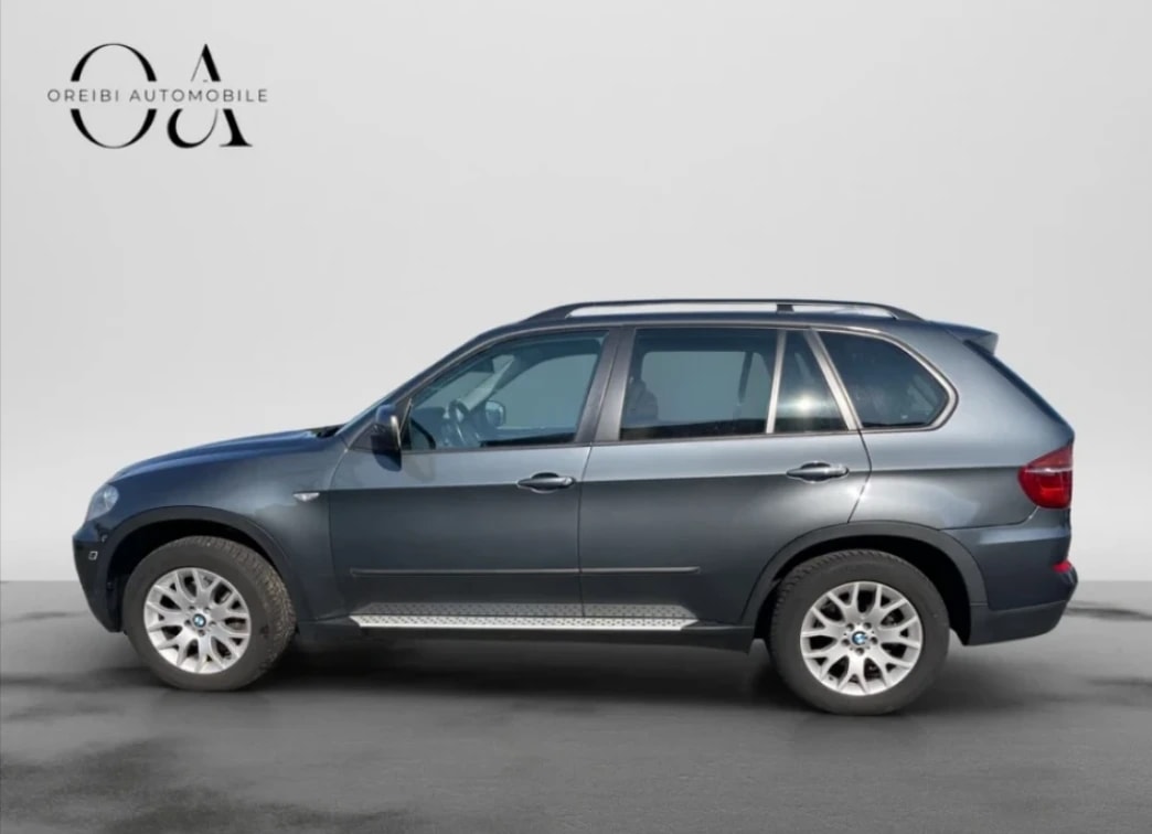 BMW X5 xDrive 40d Steptronic-image-2