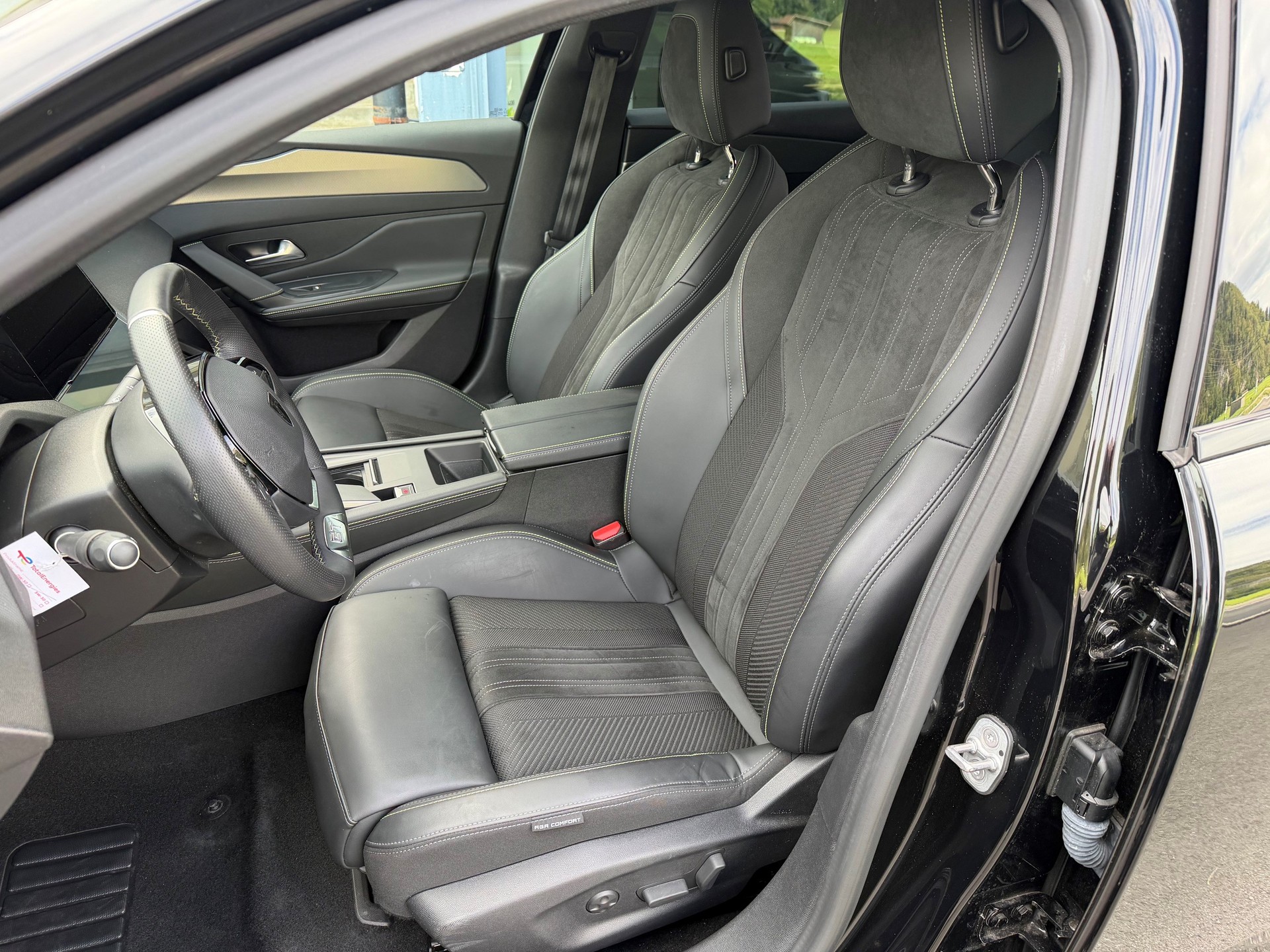 PEUGEOT 308 e SW GT 54kWh-image-6