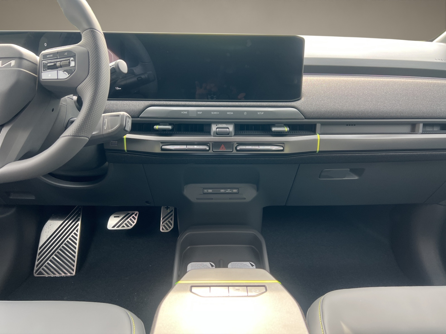 KIA EV3 81 kWh GT 4x4-image-12