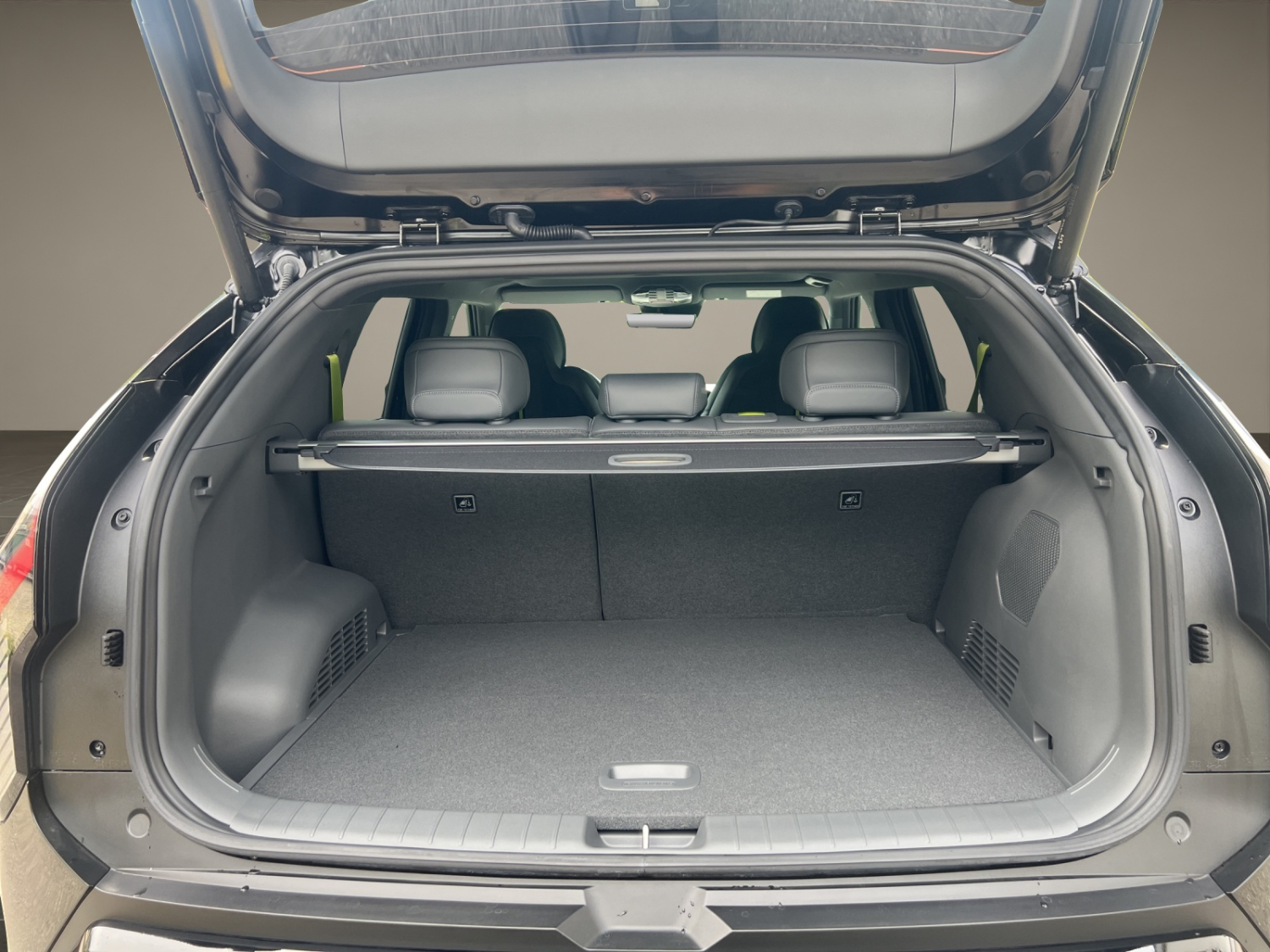KIA EV3 81 kWh GT 4x4-image-10
