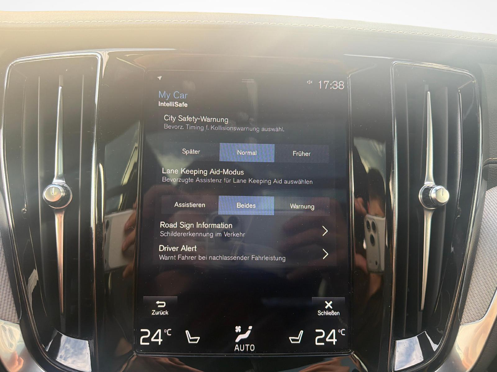 VOLVO V60 2.0 T8 TE Polestar eAWD-image-17