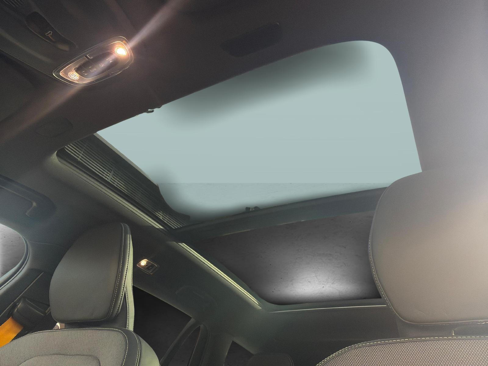 VOLVO V60 2.0 T8 TE Polestar eAWD-image-18