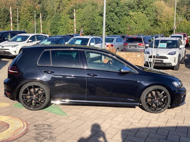 VW Golf 2.0 TSI R 4Motion-image-3