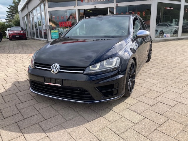 VW Golf 2.0 TSI R 4Motion-image-1