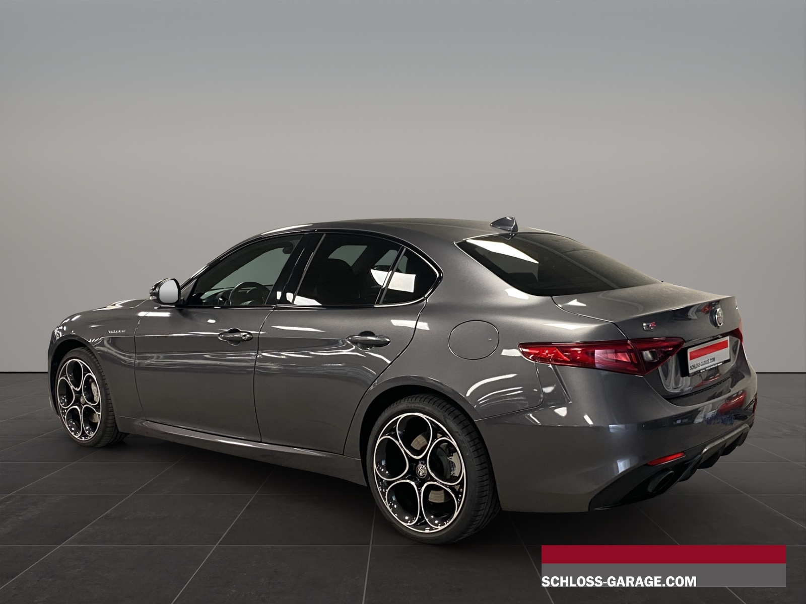 ALFA ROMEO Giulia 2.0 Q4 Veloce-image-3