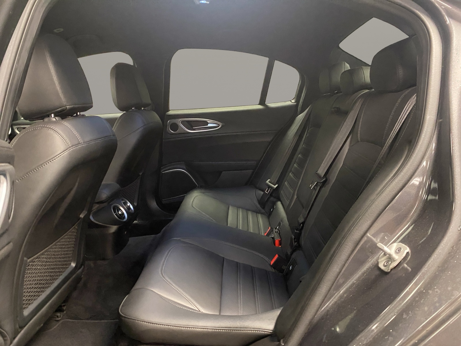 ALFA ROMEO Giulia 2.0 Q4 Veloce-image-13