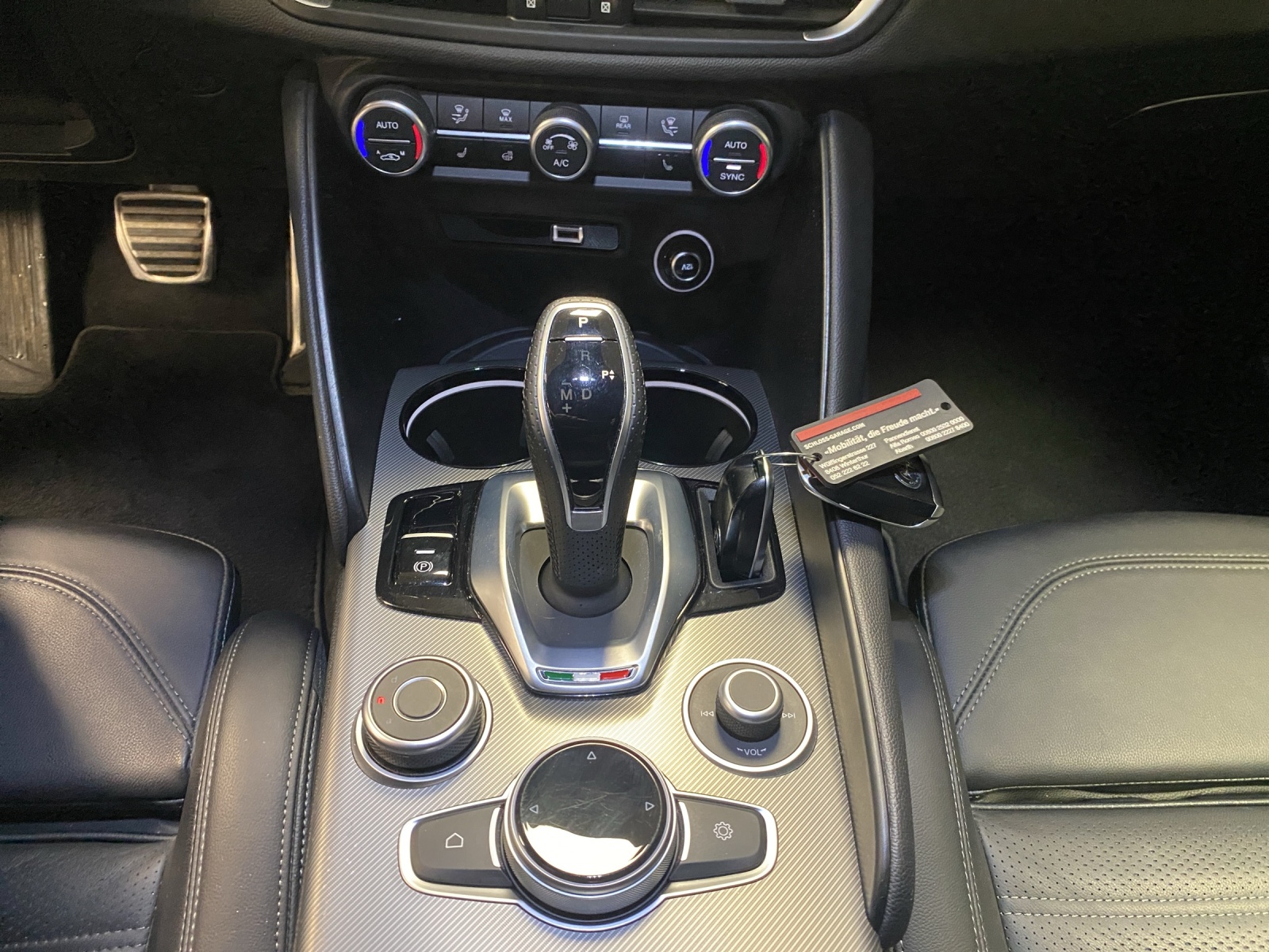 ALFA ROMEO Giulia 2.0 Q4 Veloce-image-15