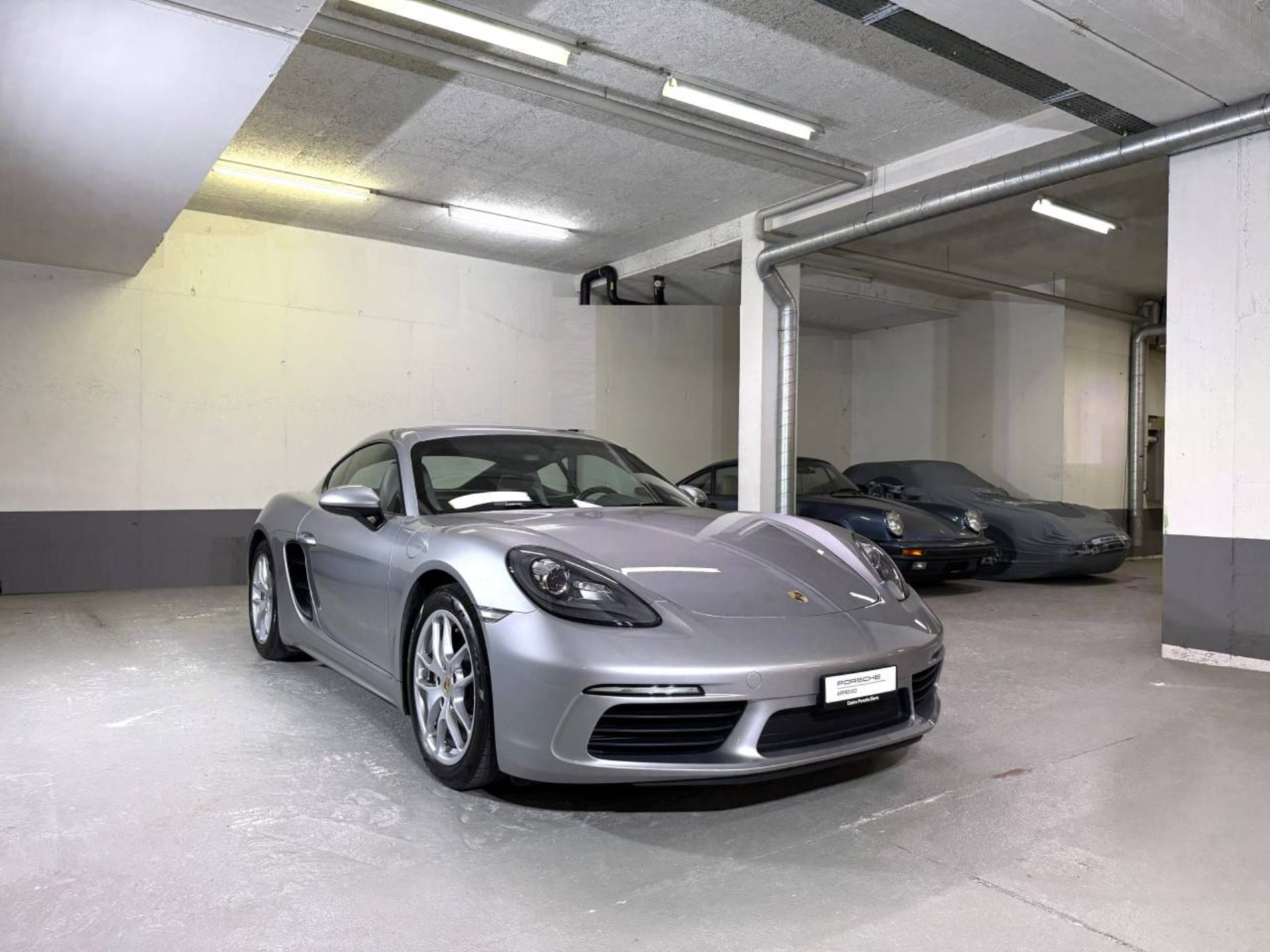 PORSCHE 718 Cayman-image-7