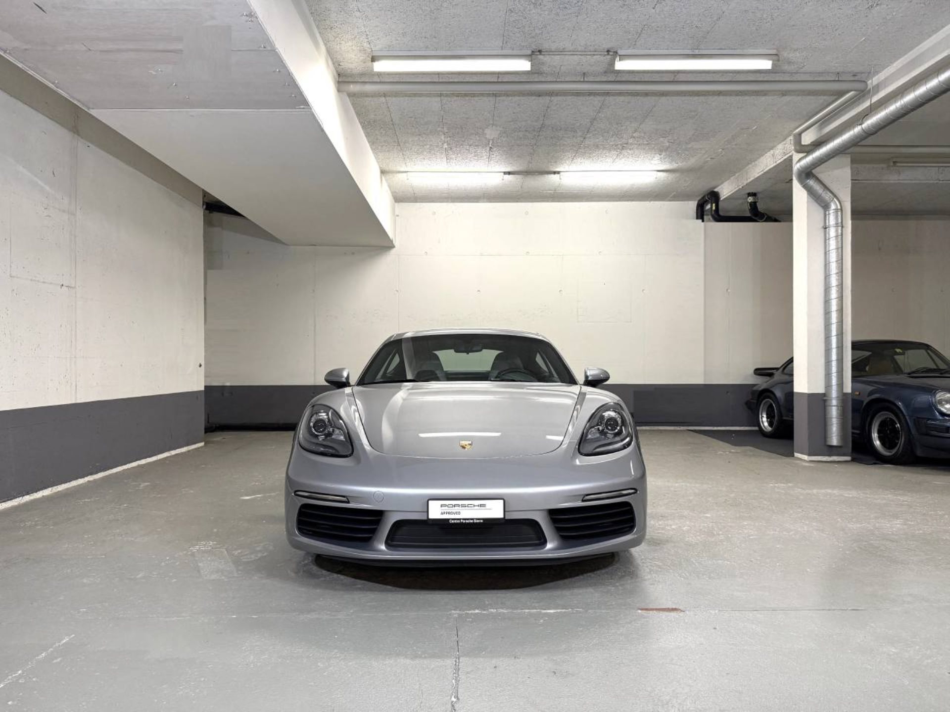 PORSCHE 718 Cayman-image-8