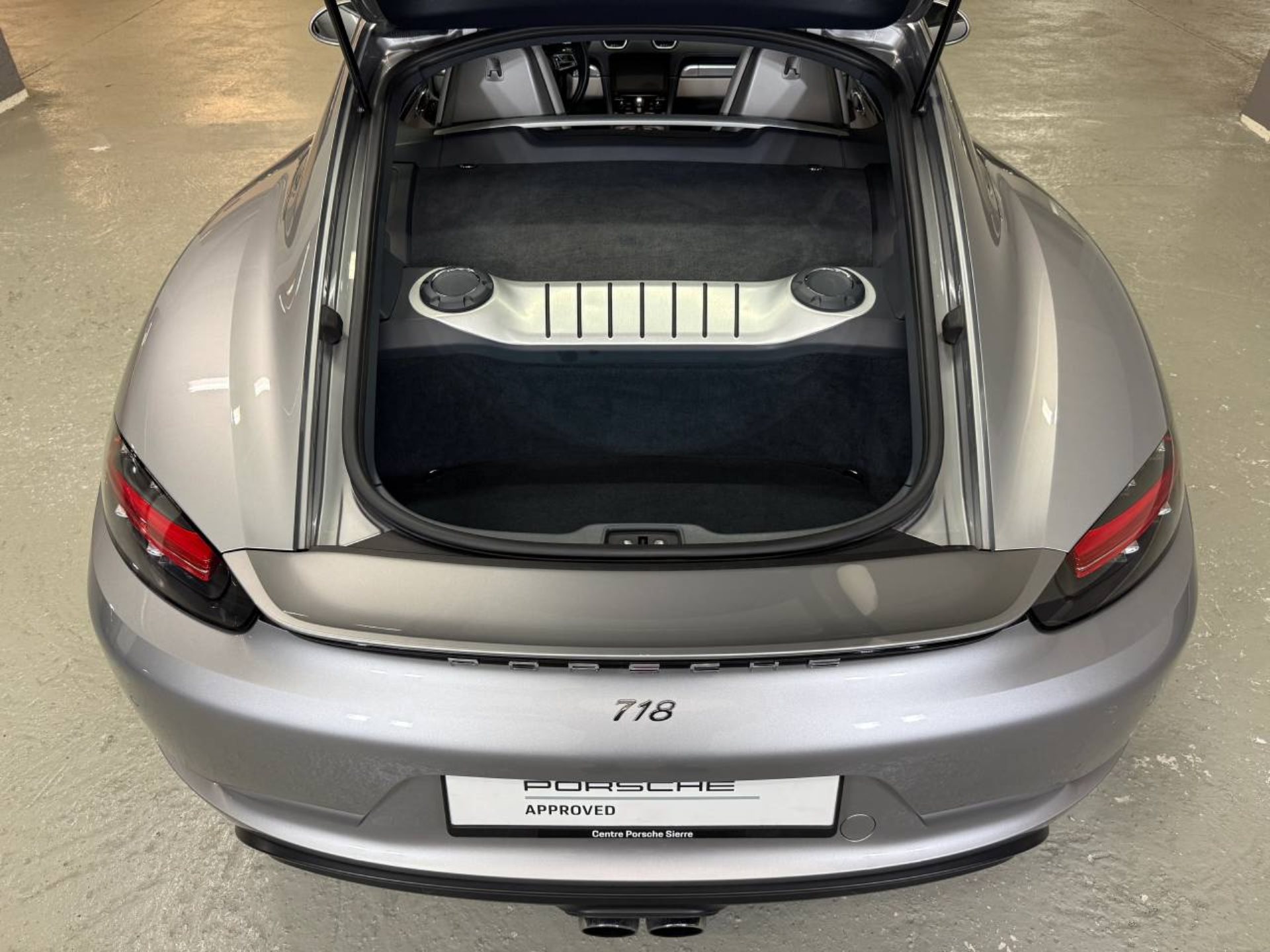 PORSCHE 718 Cayman-image-17