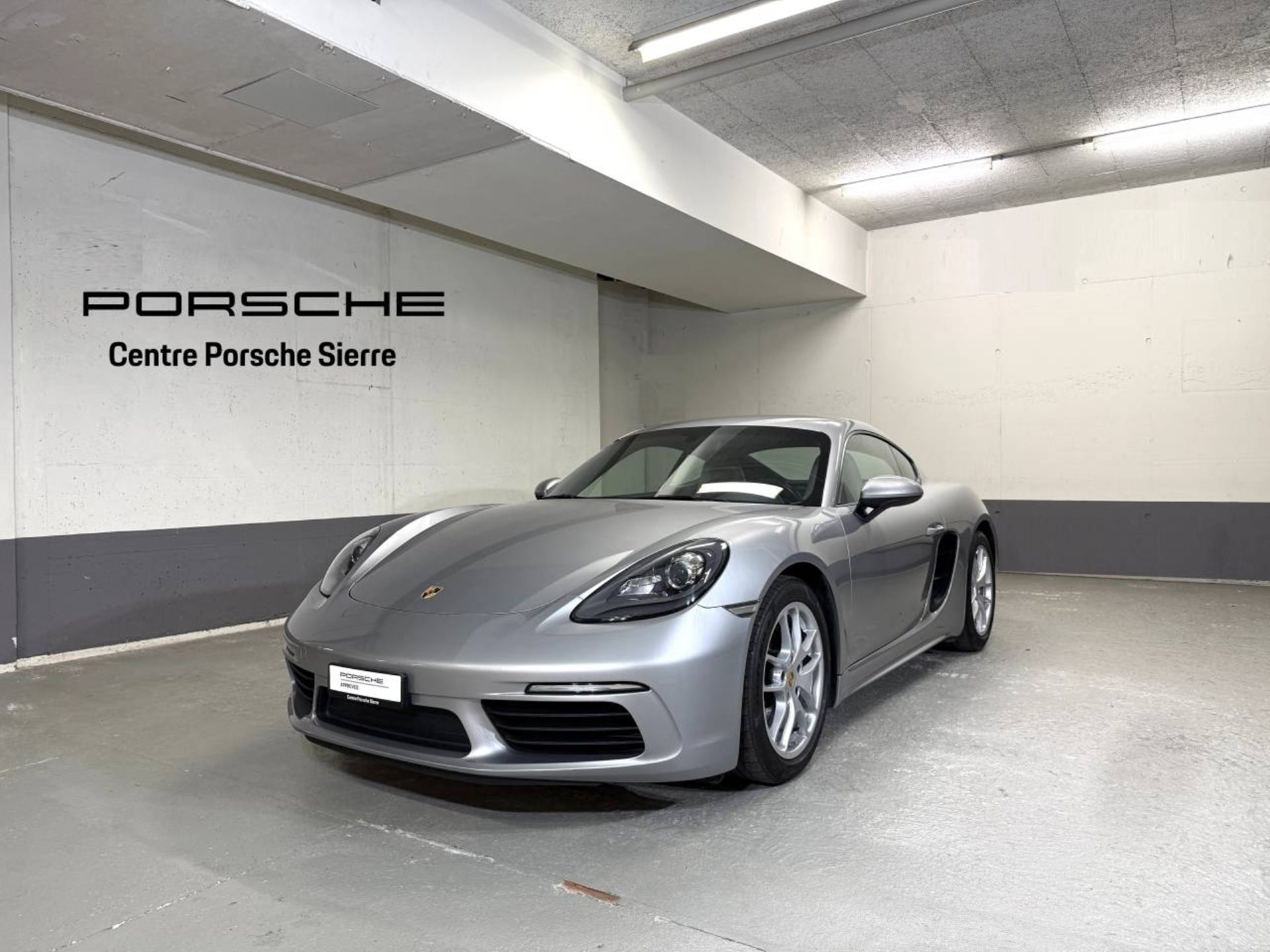 PORSCHE 718 Cayman-image-0