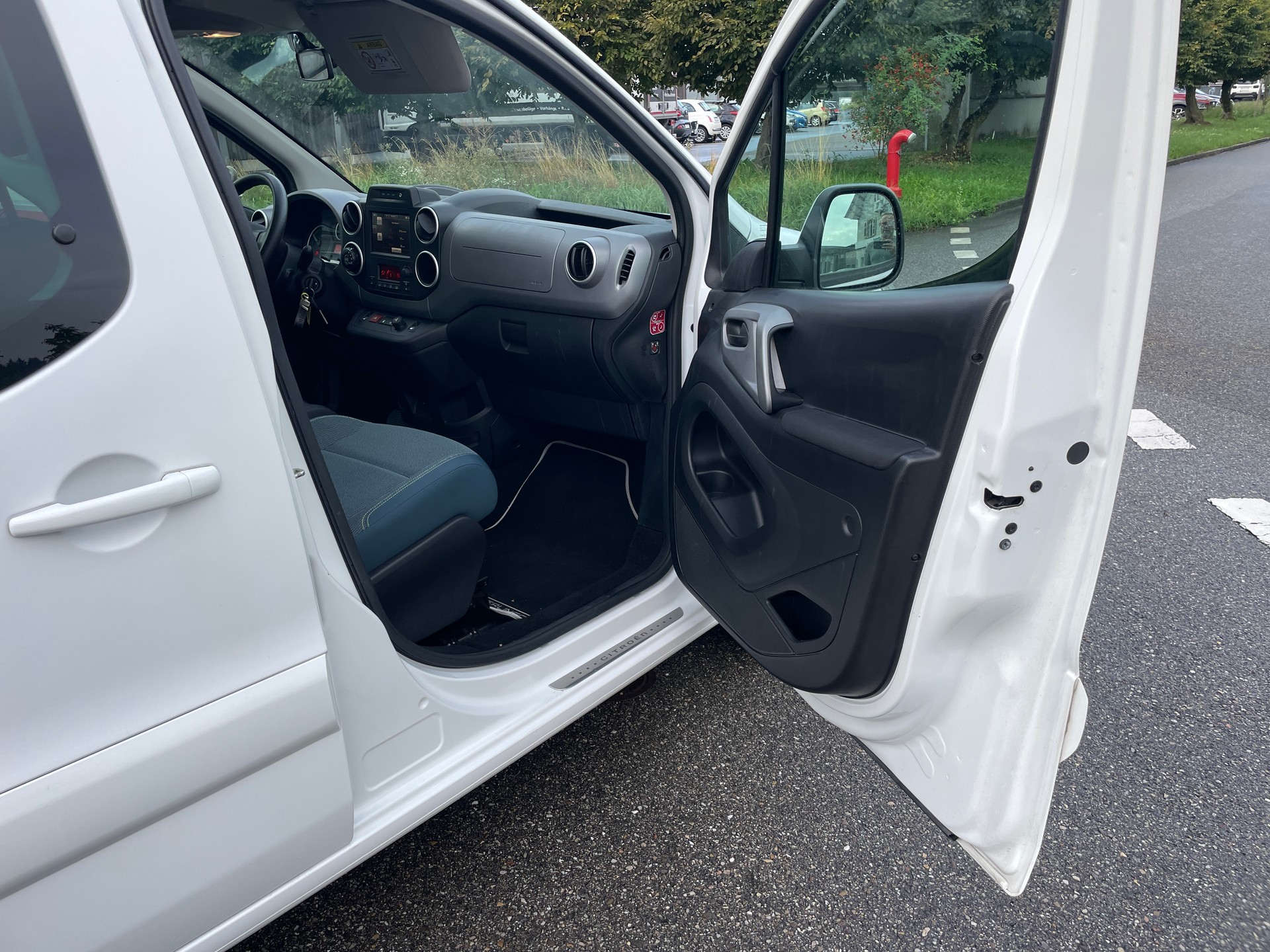 CITROEN Citroën E-Berlingo Multispace-image-17