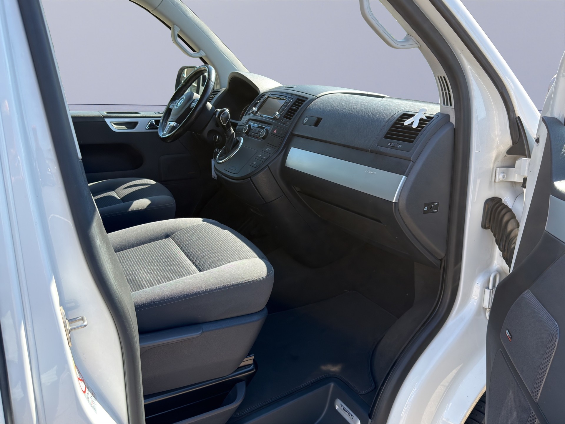 VW T5 Multivan 2.0 Bi-TDI CR Comfortline Team DSG-image-8