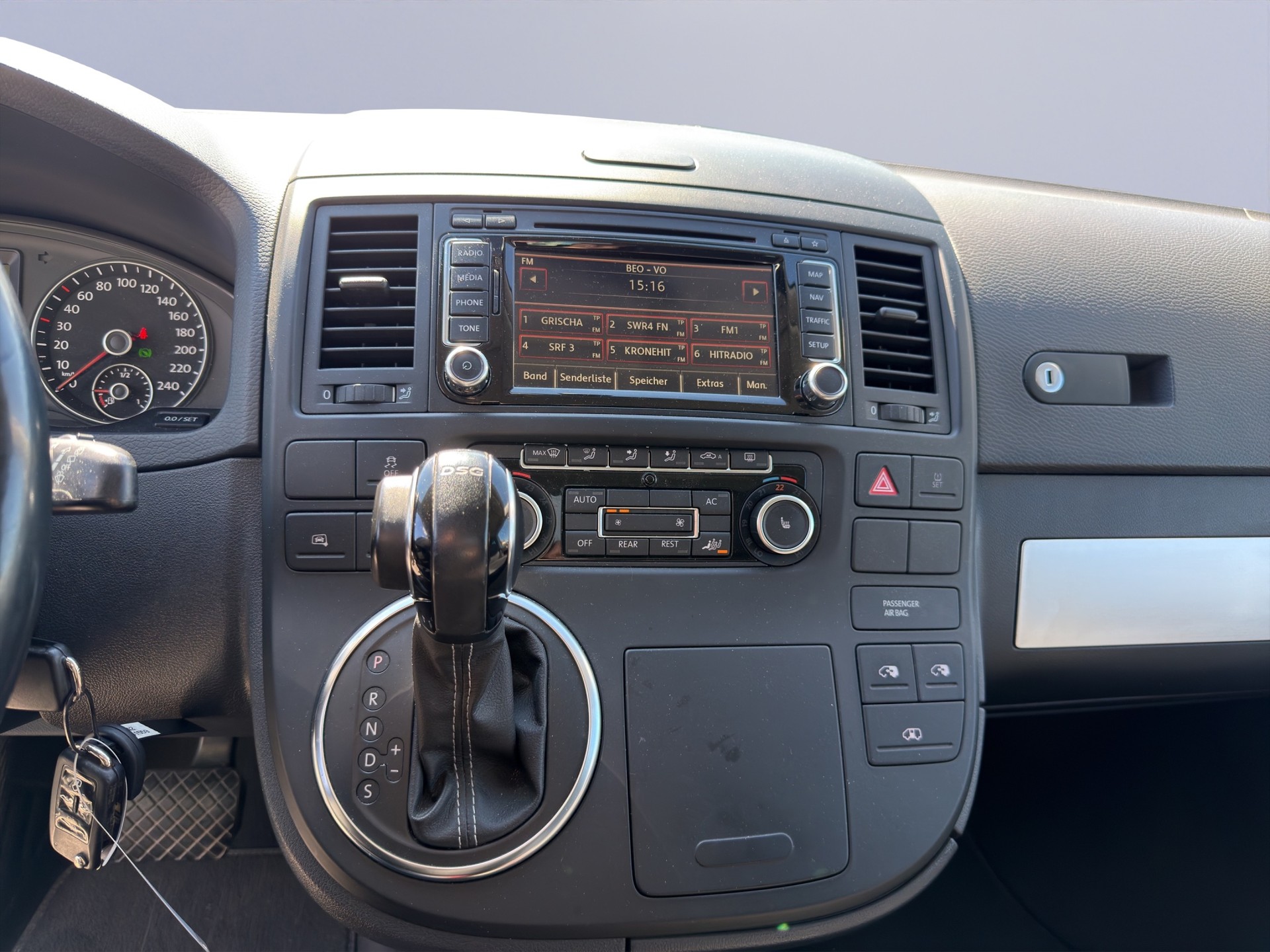 VW T5 Multivan 2.0 Bi-TDI CR Comfortline Team DSG-image-12