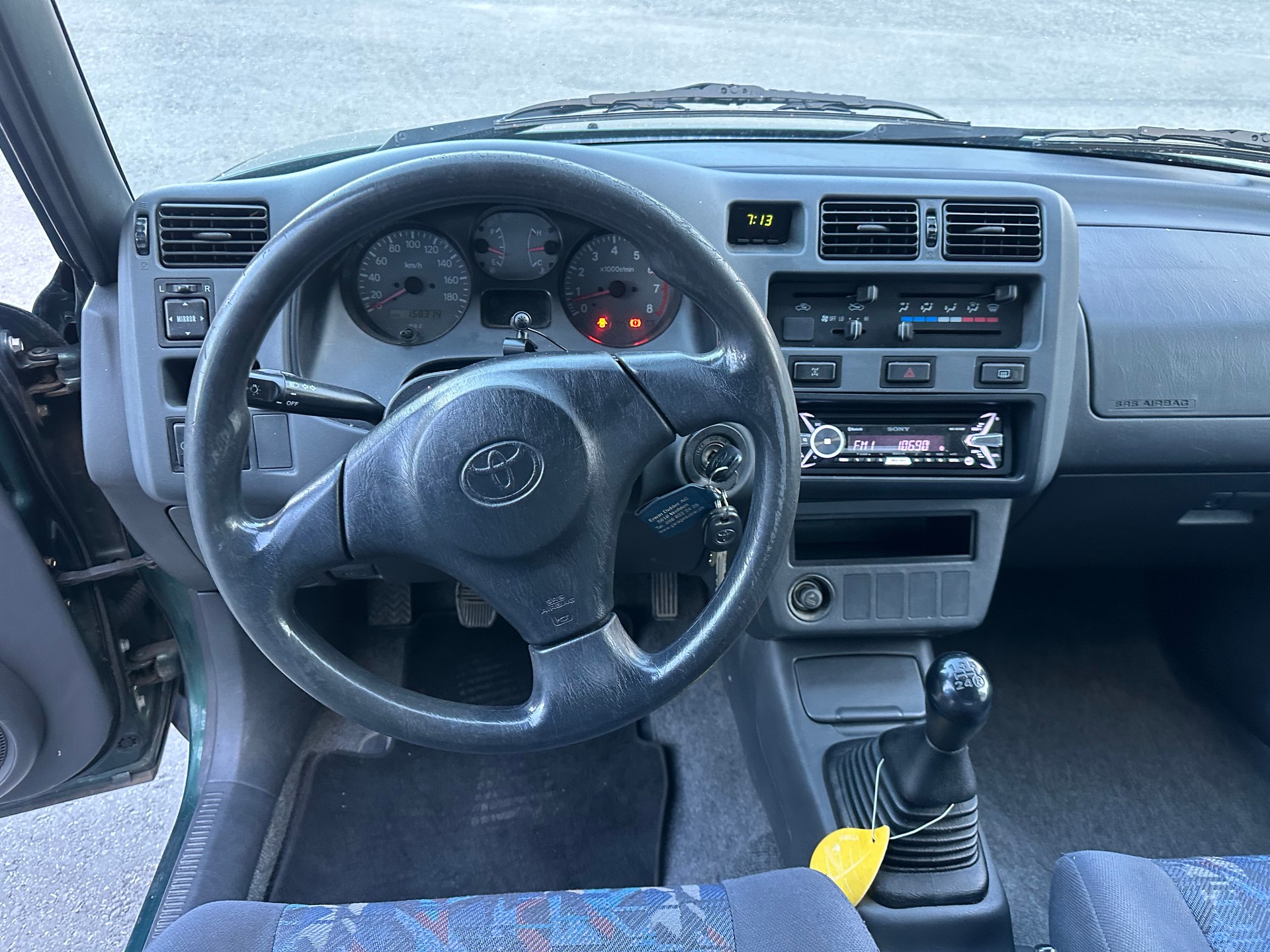TOYOTA RAV-4-image-7