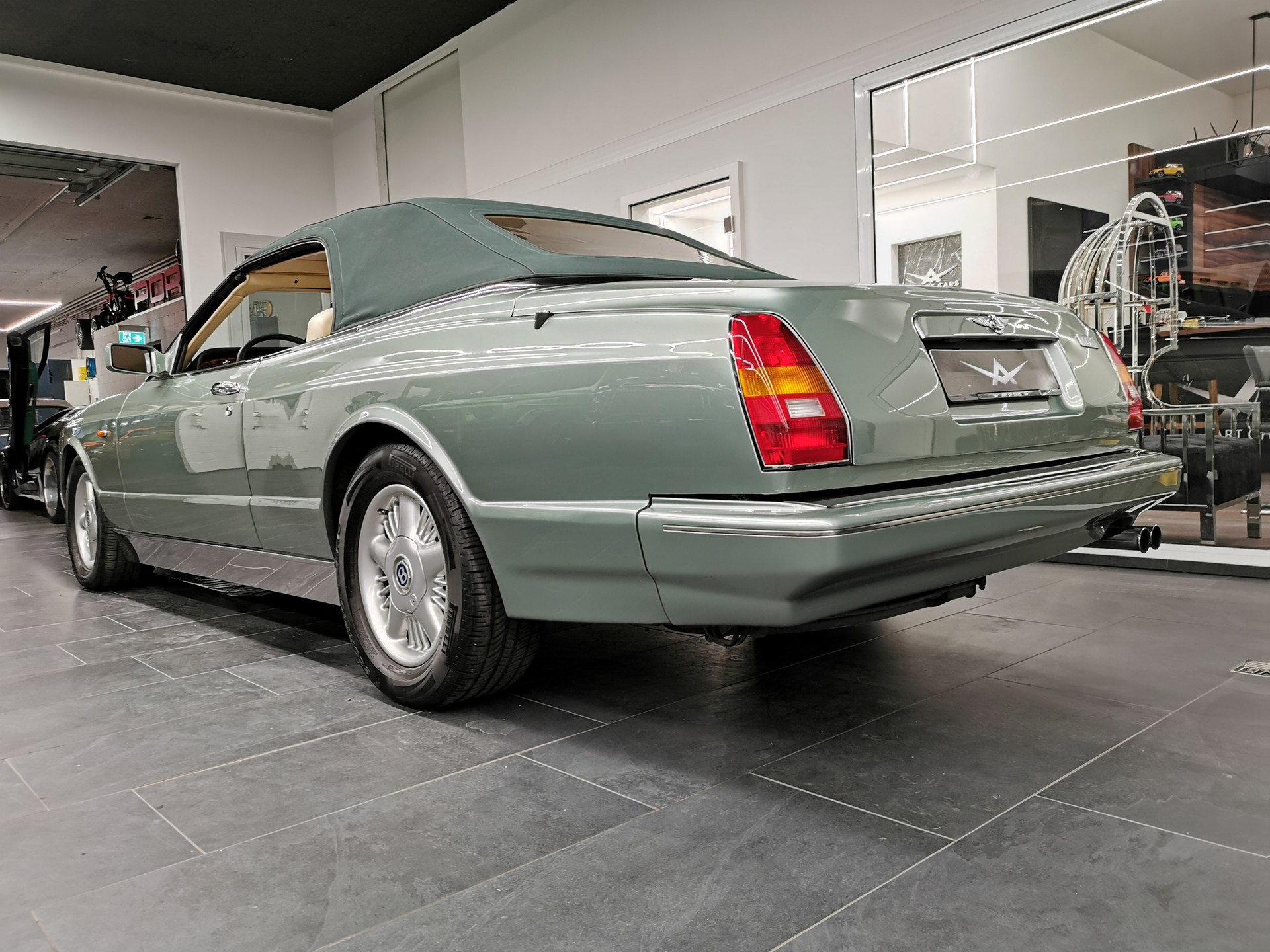 BENTLEY AZURE 1. SERIE OHNE ELEKTRONIK VOLL PERFEKT AB VETERANENPRÜFUNG OLDTIMER AURORA GRÜN AB SERVICE NÄCHSTE MFK IN 7 JAHREN!-image-3