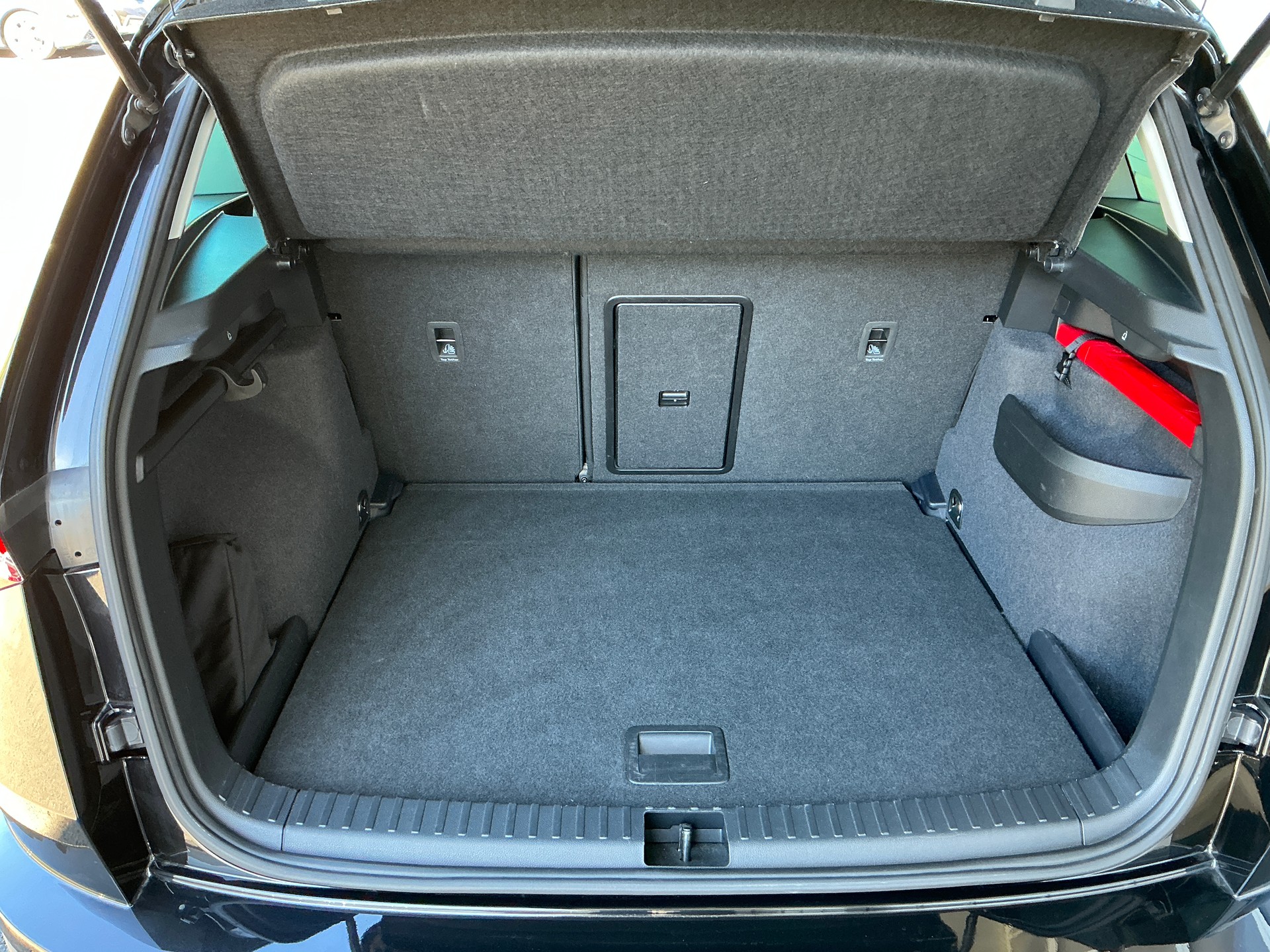 SKODA Karoq 2.0 TDI Selection 4x4 DSG-image-4