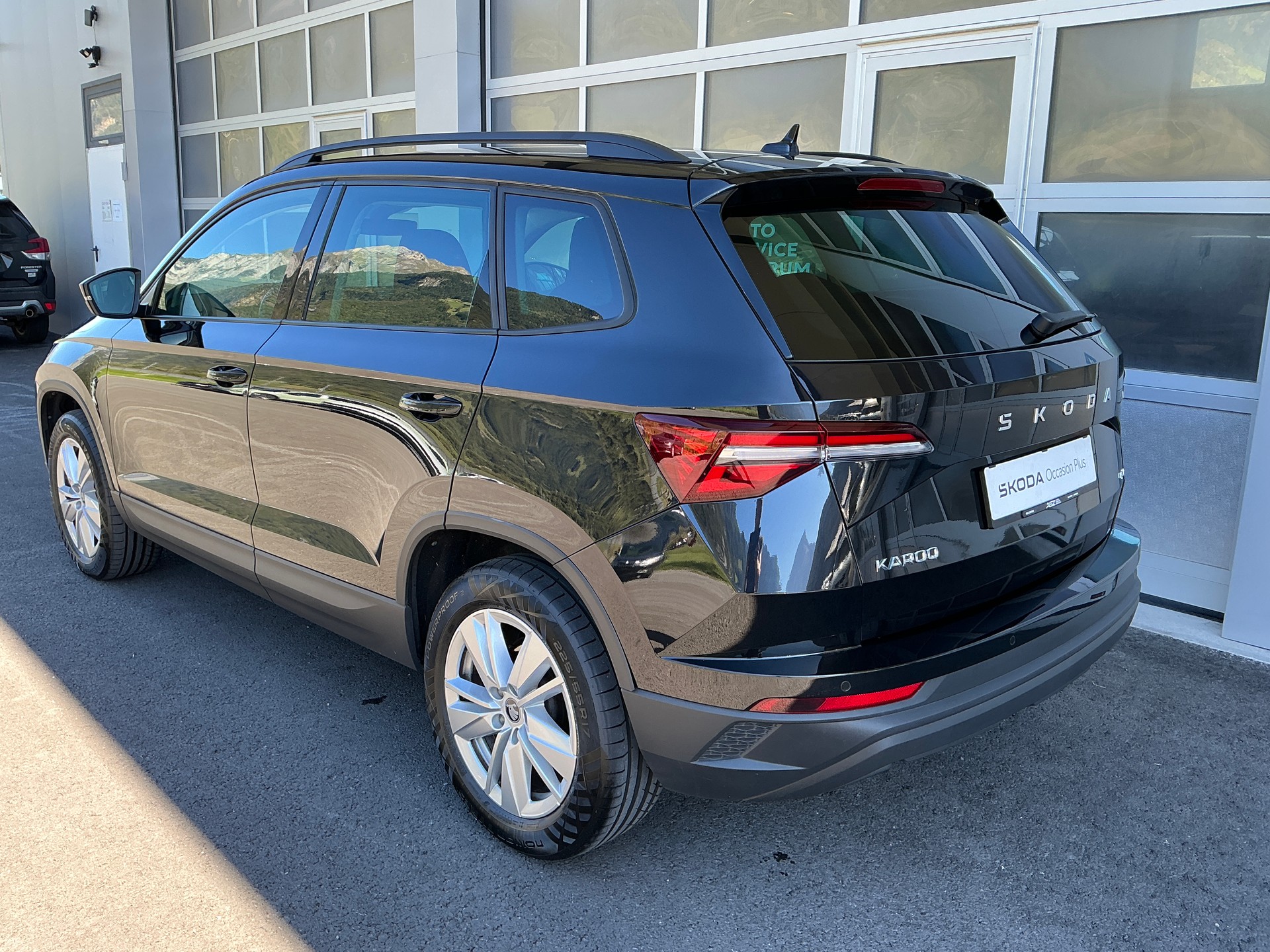 SKODA Karoq 2.0 TDI Selection 4x4 DSG-image-1