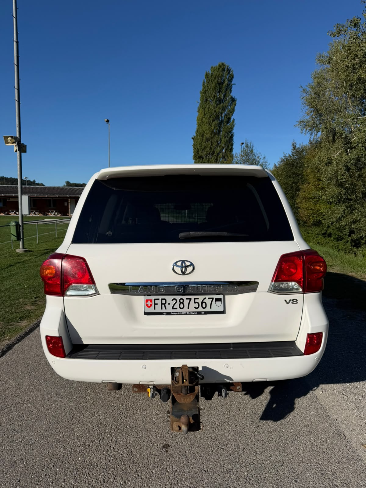 TOYOTA 4.5 D-4D V8 Linea Luna 5P.-image-0