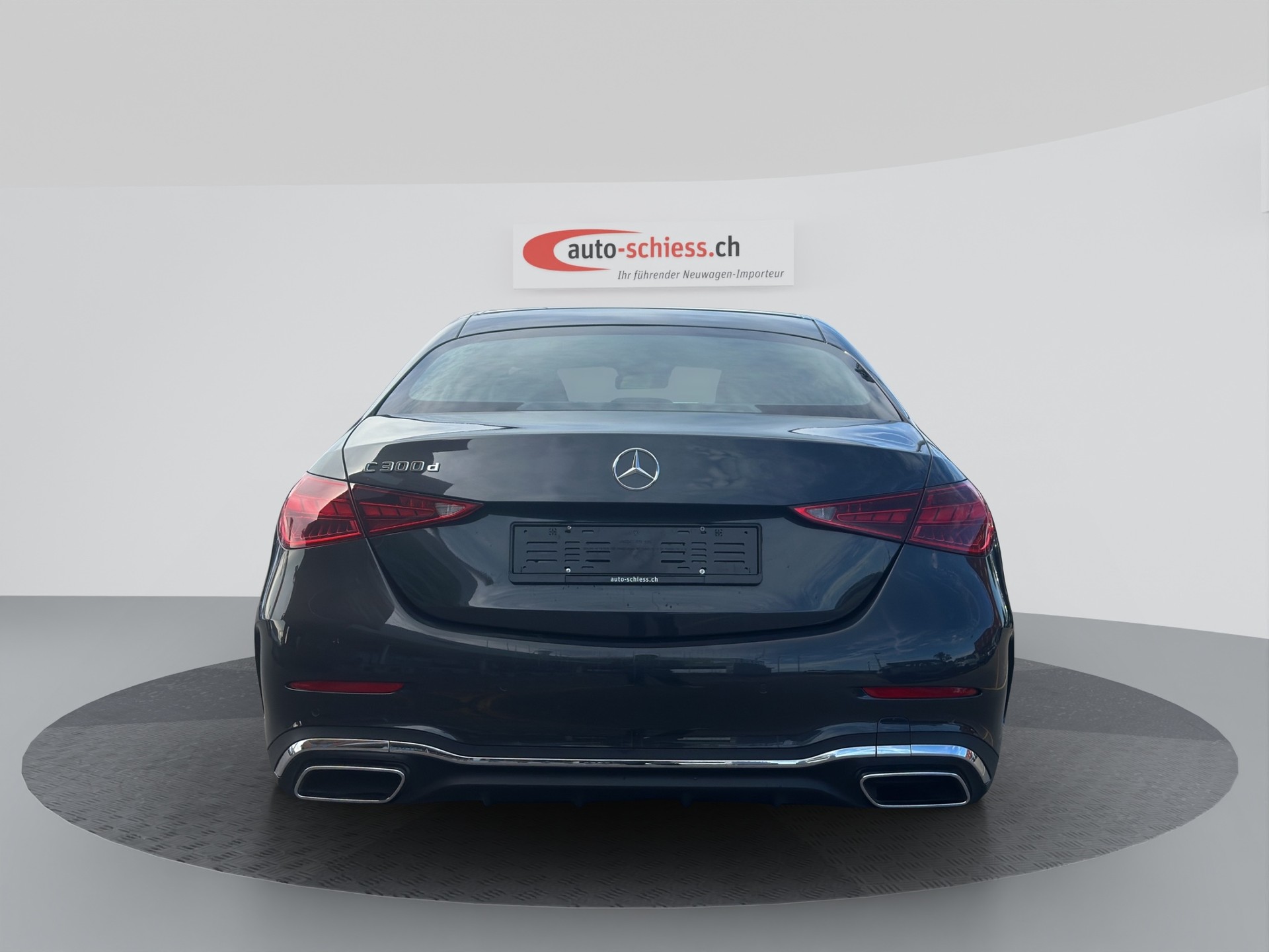 MERCEDES-BENZ C 300 d AMG Line-image-3
