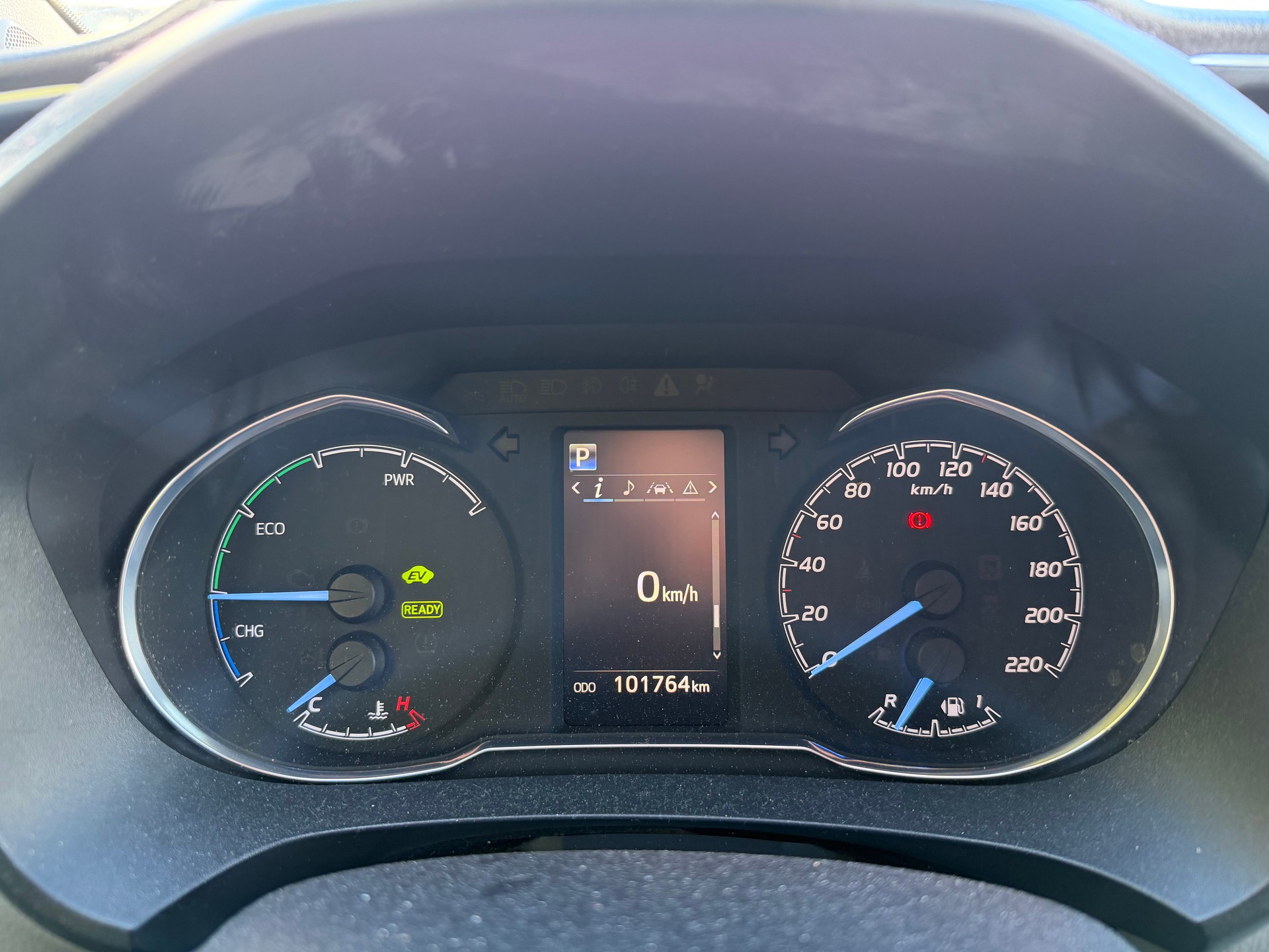 TOYOTA Yaris 1.5 VVT-i Hybrid Comfort e-CVT-image-17