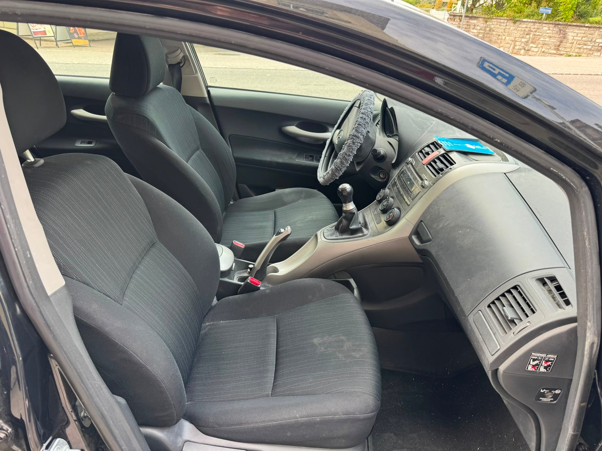 TOYOTA Auris 1.6 Linea Luna-image-4