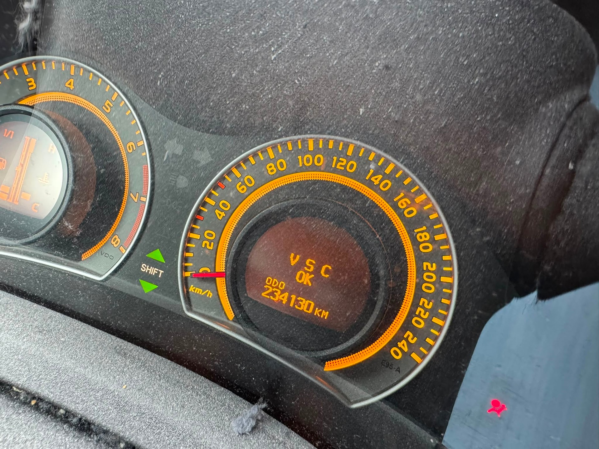 TOYOTA Auris 1.6 Linea Luna-image-2