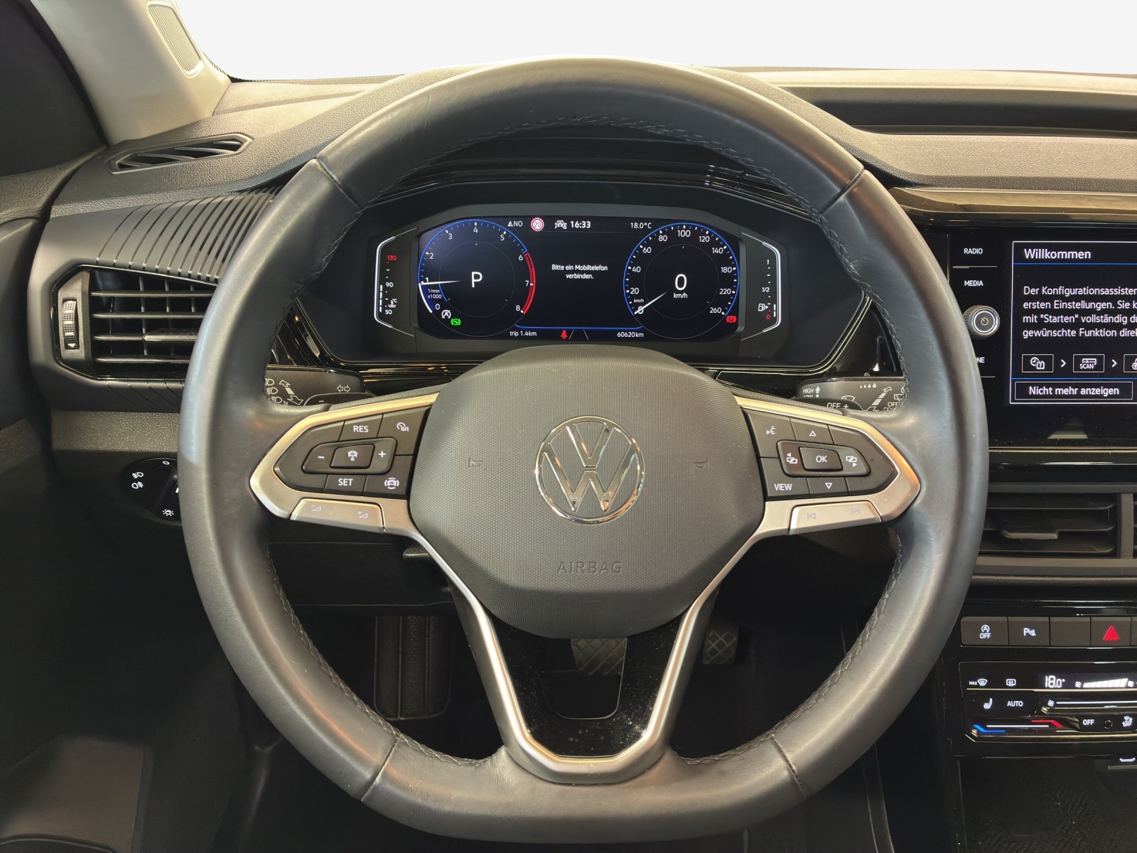 VW T-Cross 1.0 TSI Life Limited DSG-image-9