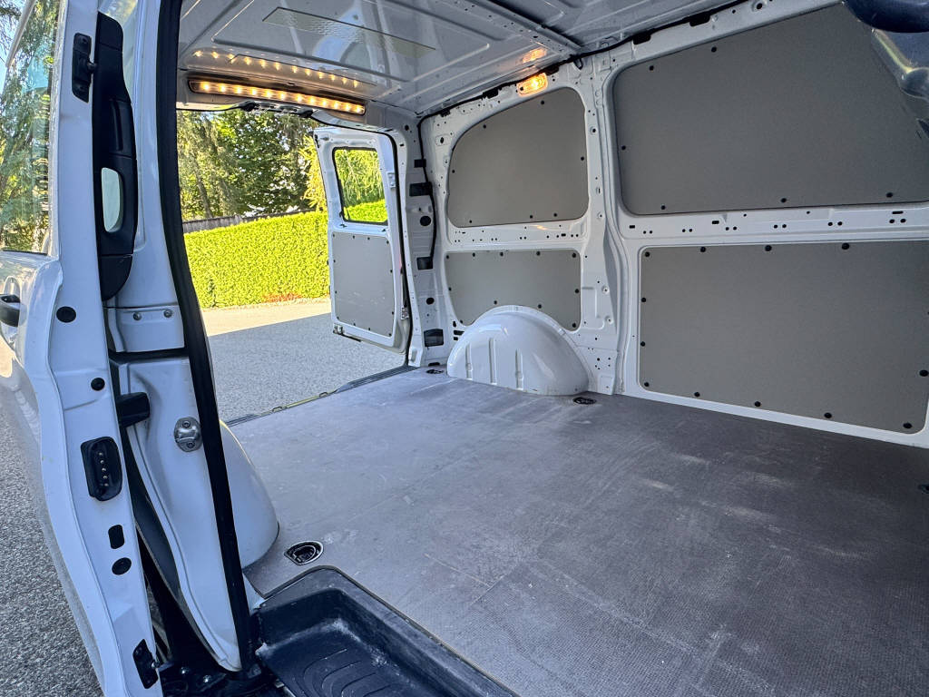 MERCEDES-BENZ Vito 119 CDI 4x4 Kasten kurz-image-5
