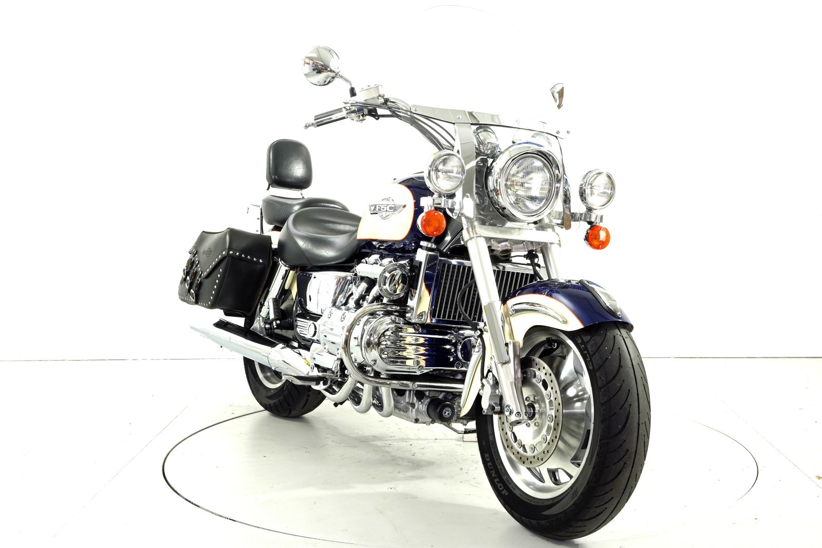 HONDA GL 1500C-showroom-element-1