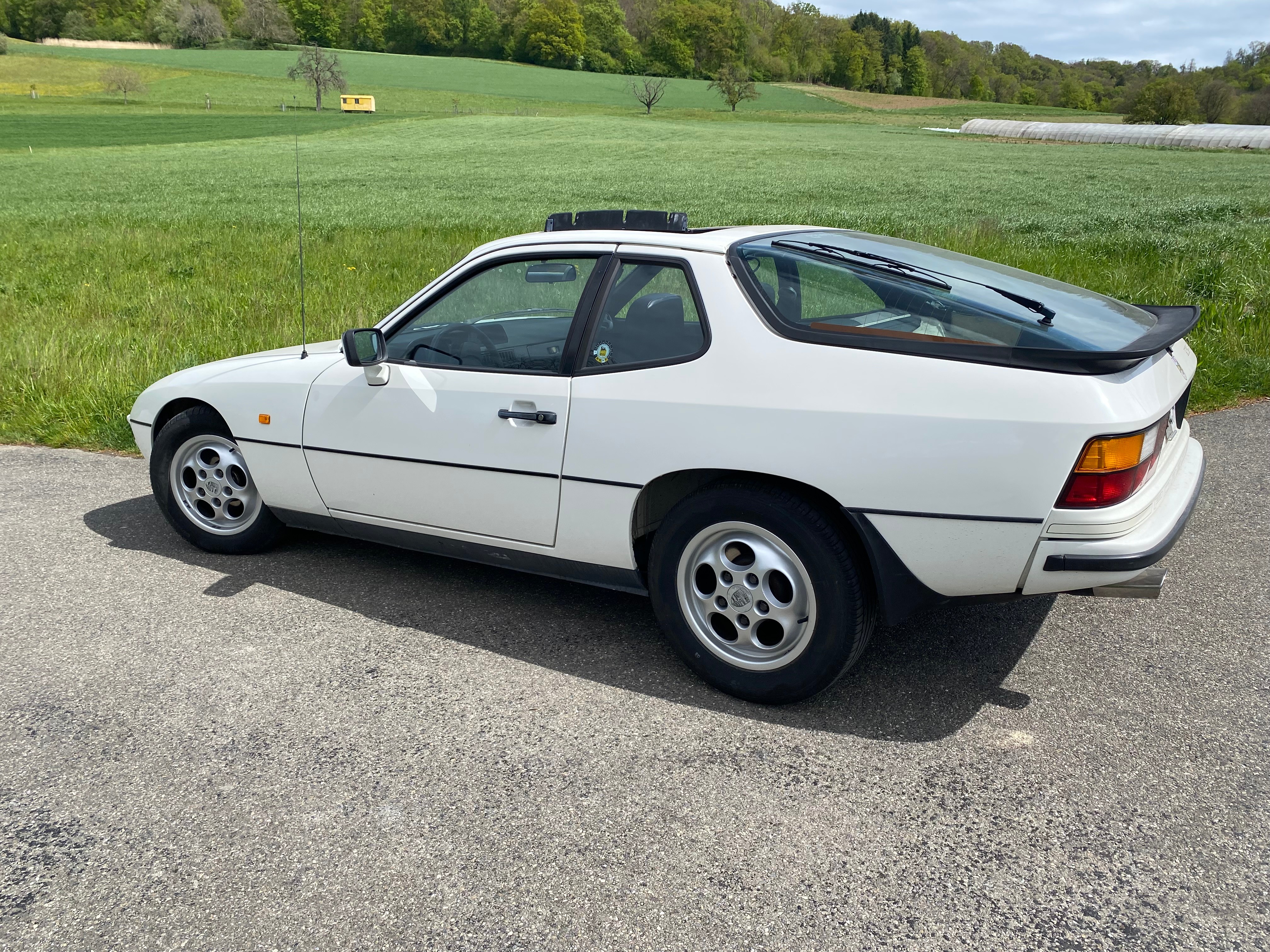 Car photo