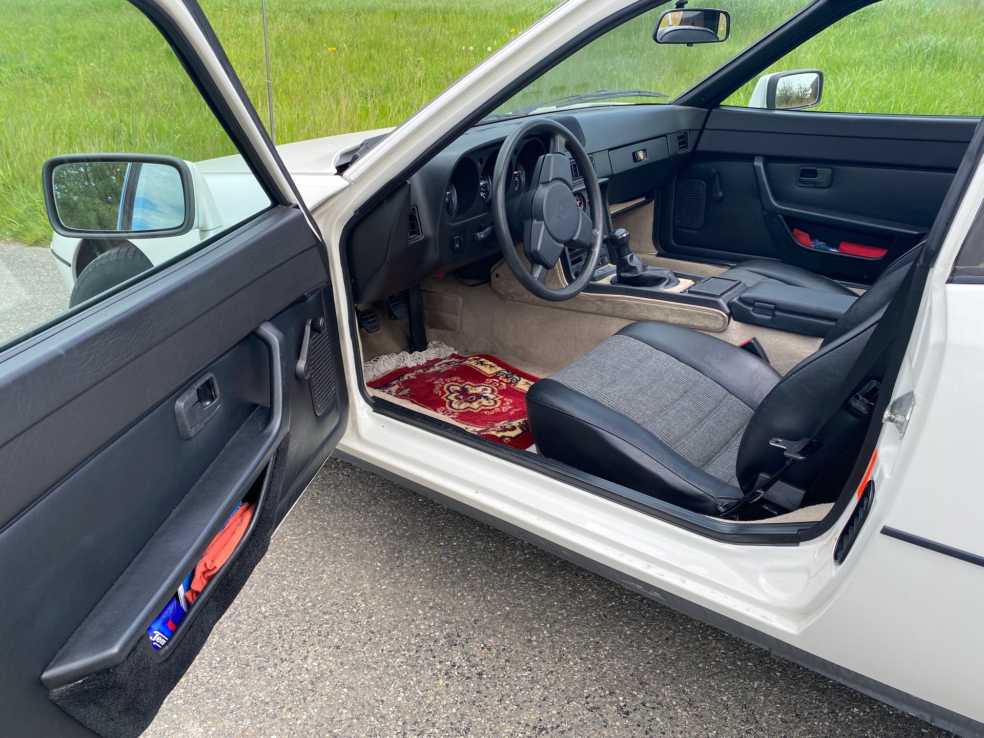 PORSCHE 2.5 S-image-3