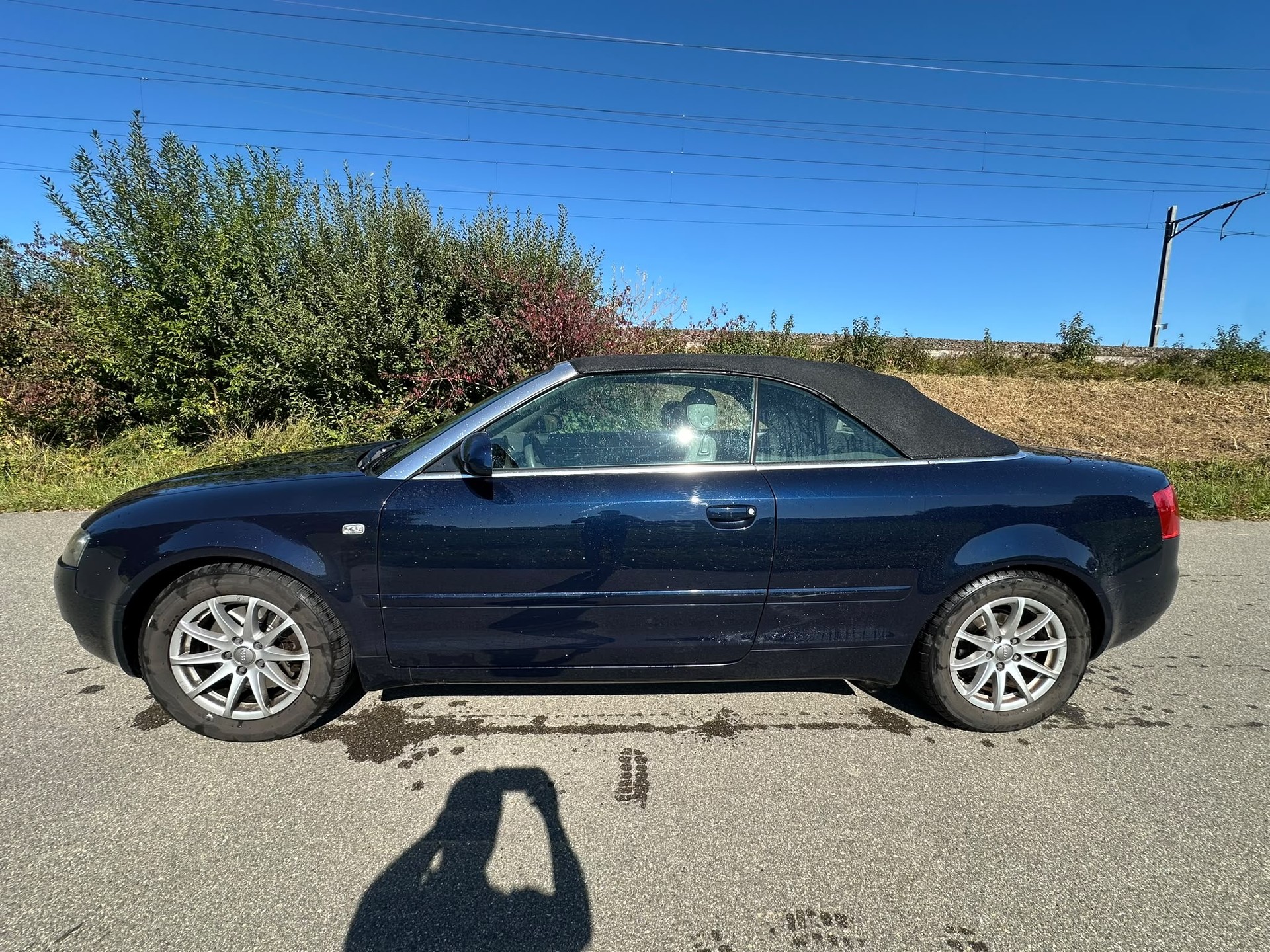 AUDI A4 Cabriolet 2.4 V6-image-7