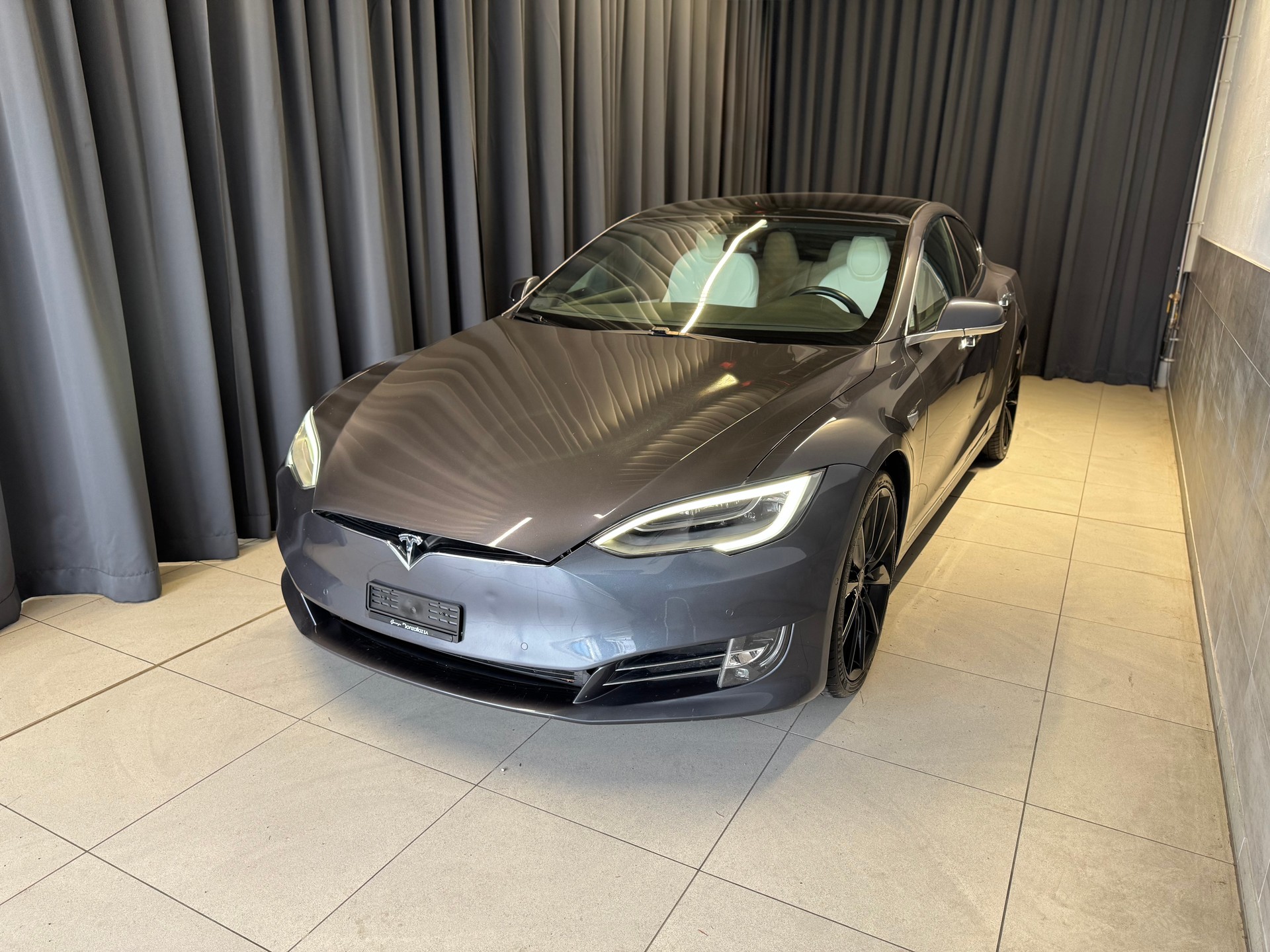 TESLA Model S Ludicrous Performance(M)(50)-image-2