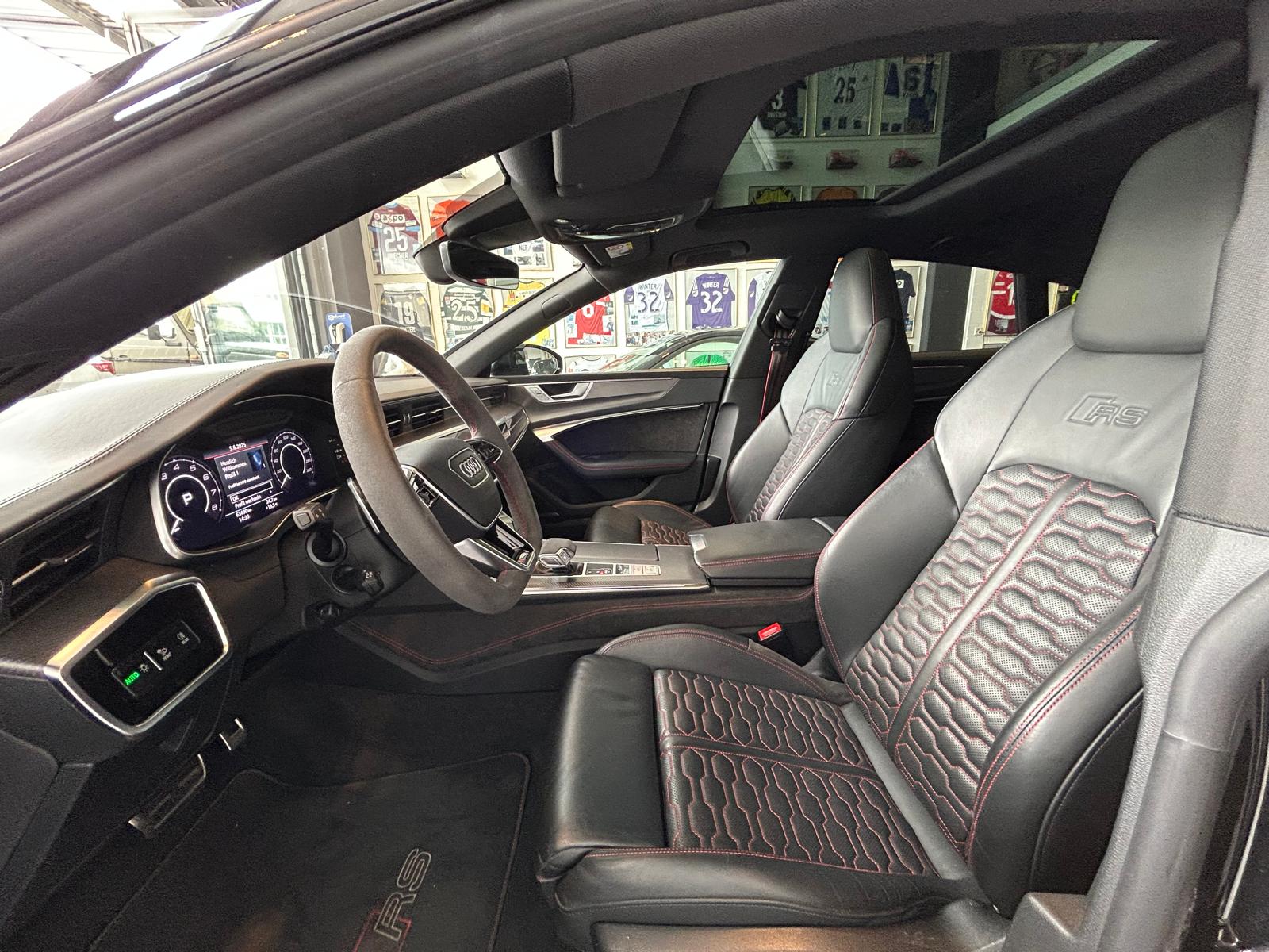 AUDI RS7 4.0 V8 TFSI quattro T-Tronic-image-8