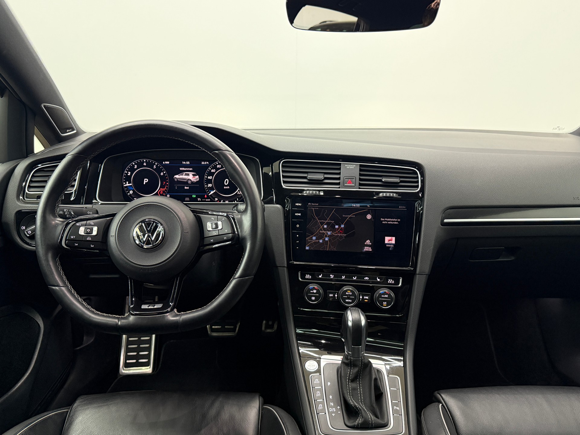 VW Golf 2.0 TSI R 4Motion DSG-image-24