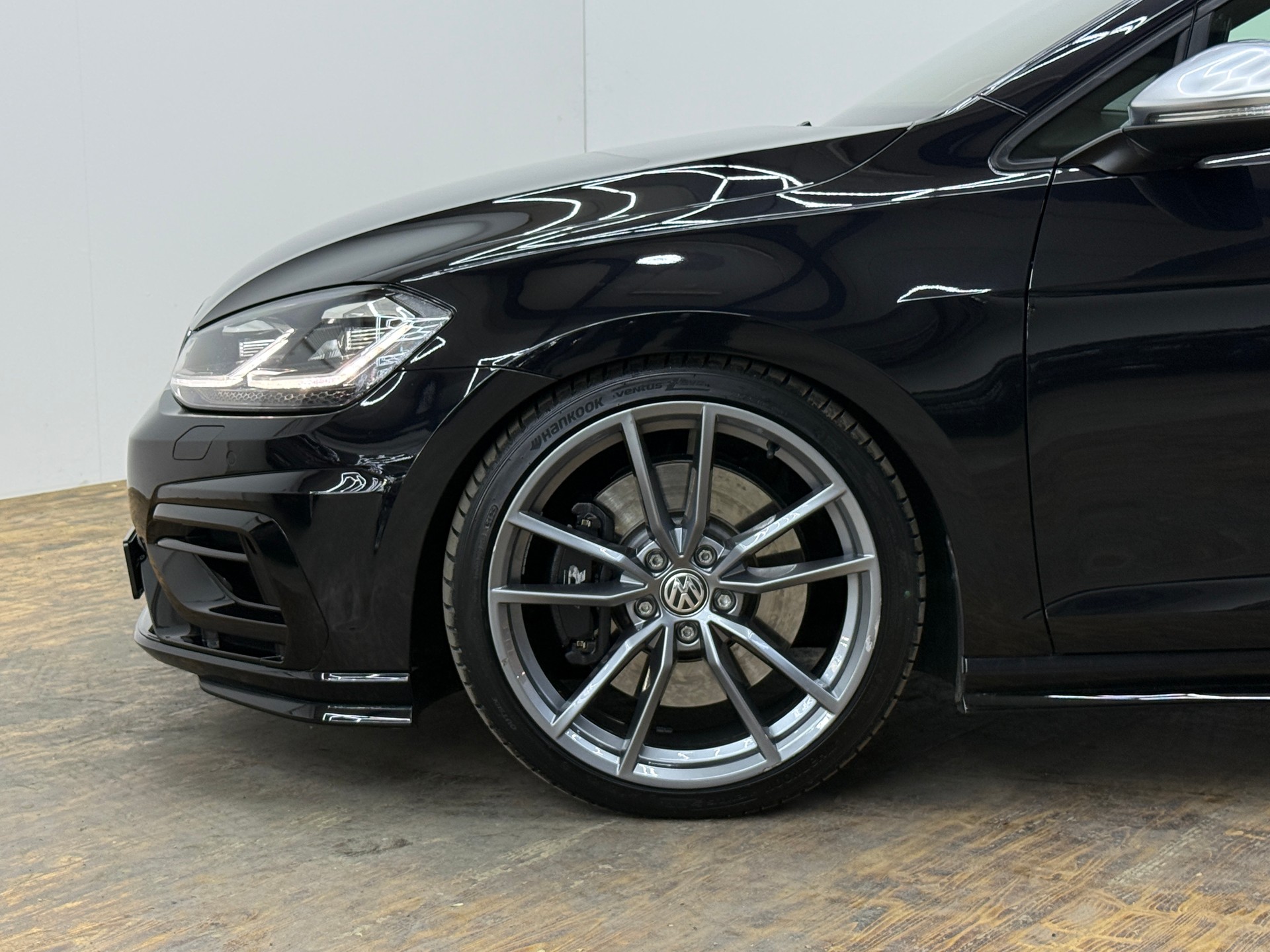 VW Golf 2.0 TSI R 4Motion DSG-image-6