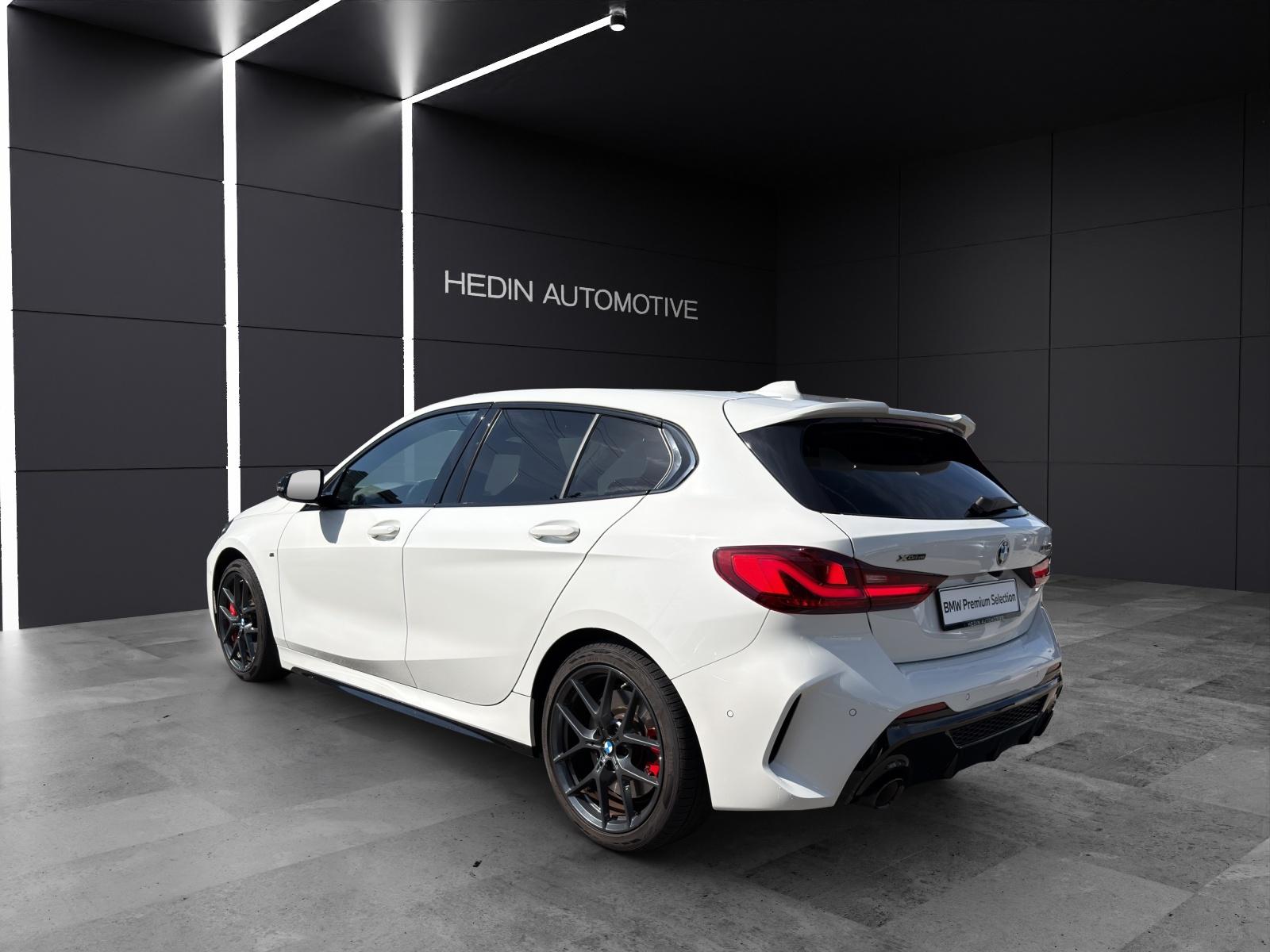 BMW 1er Reihe F40 M135i xDrive-image-2