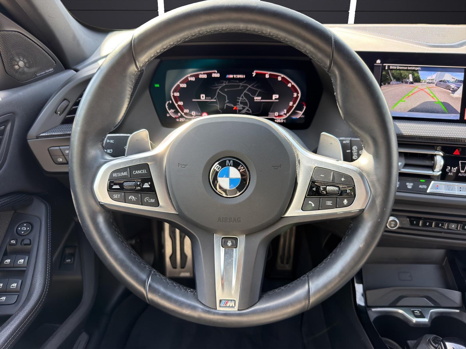 BMW 1er Reihe F40 M135i xDrive-image-5