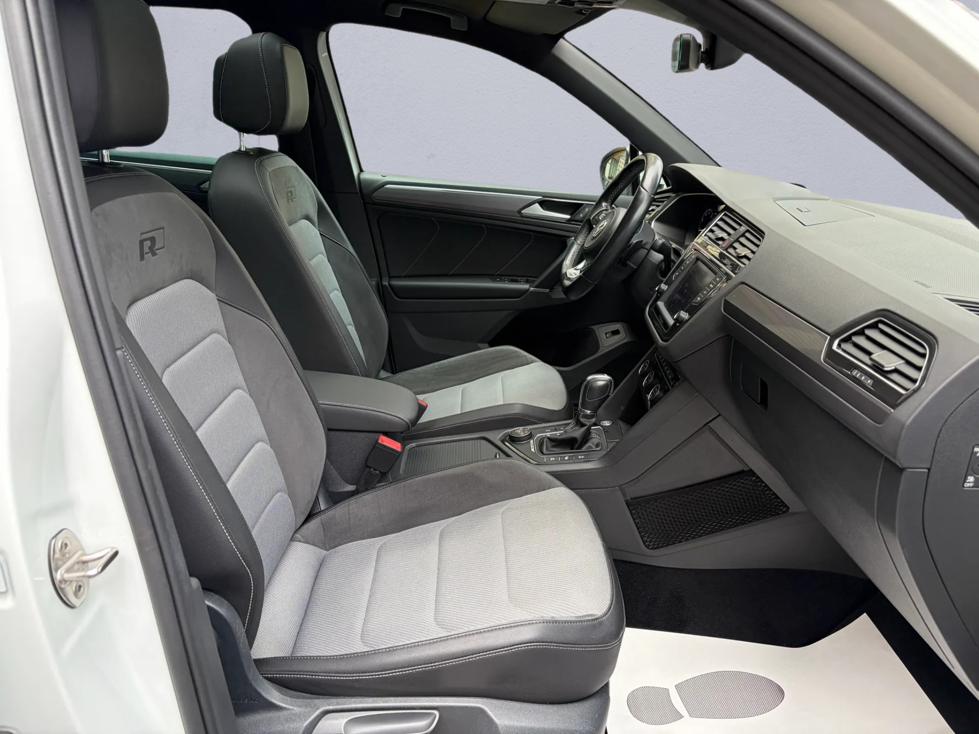 VW Tiguan 2.0TSI Highline 4Motion DSG-image-8