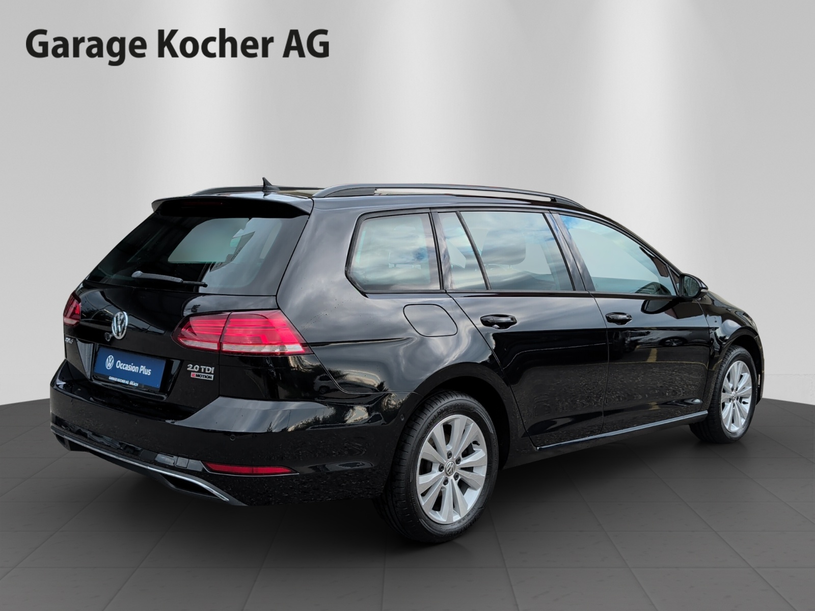 VW Golf Variant 2.0 TDI Comfortline 4Motion-image-5