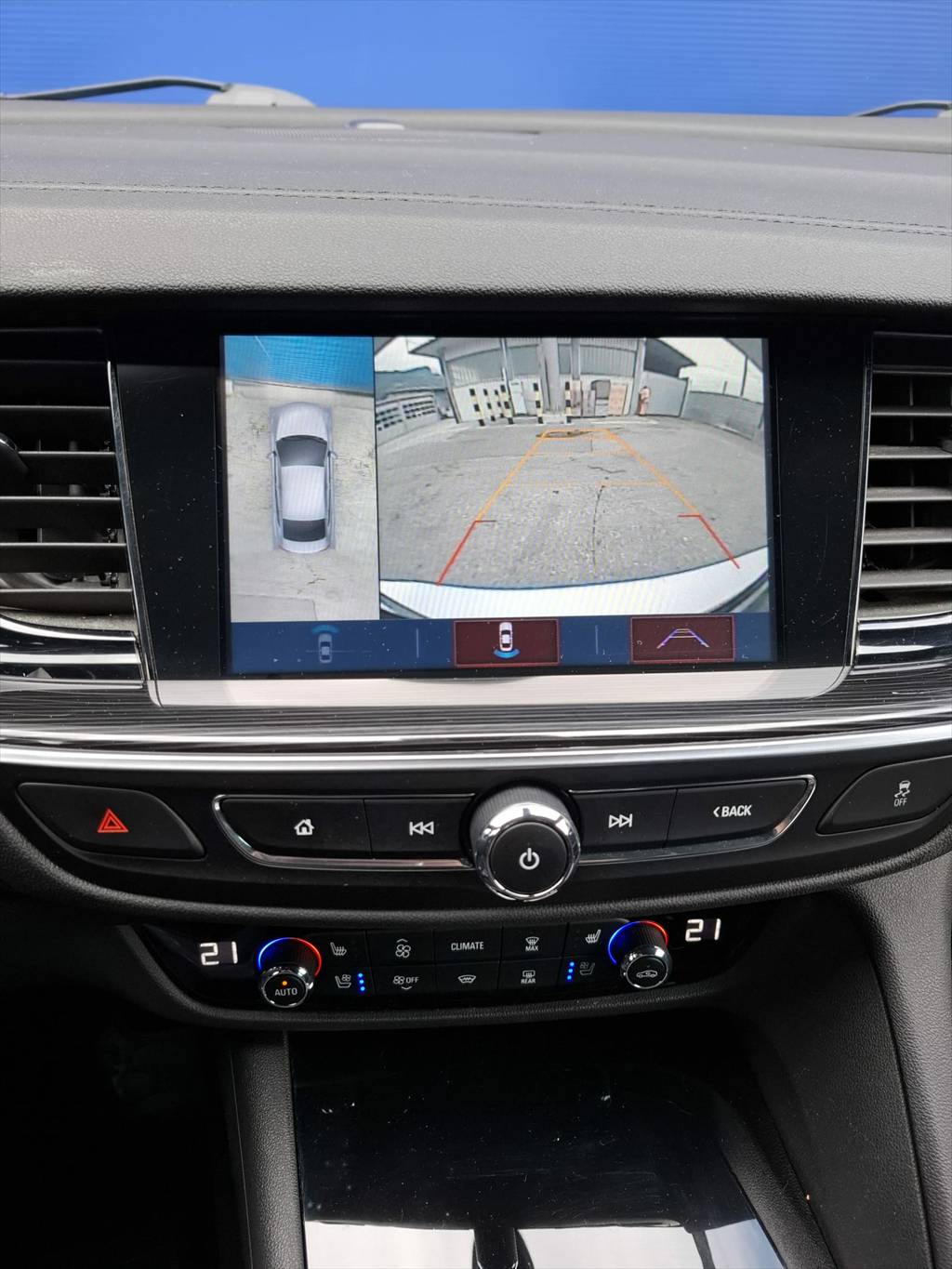 OPEL Insignia 2.0 CDTI Sports Tourer Excellence Automatic-image-15