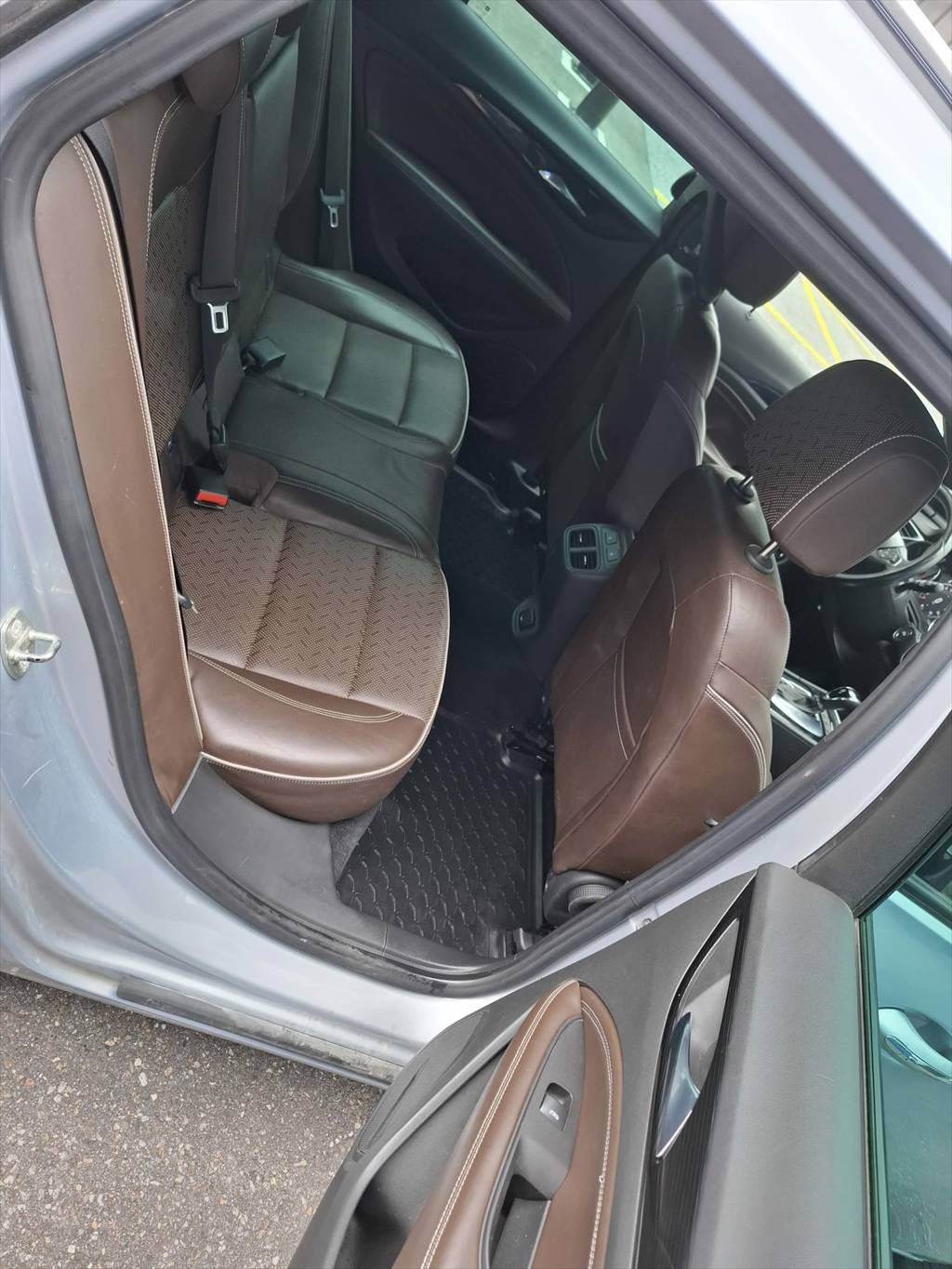 OPEL Insignia 2.0 CDTI Sports Tourer Excellence Automatic-image-11