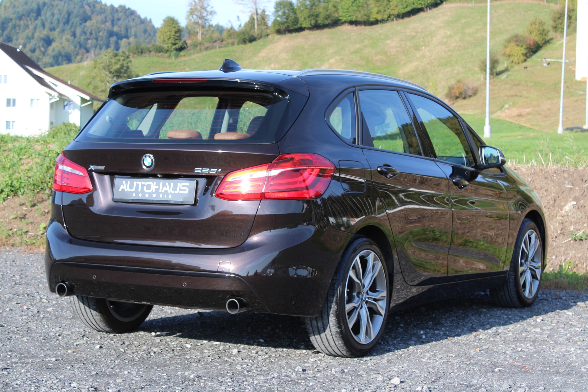BMW 225i xDrive Active Tourer Sport Line Steptronic-image-4
