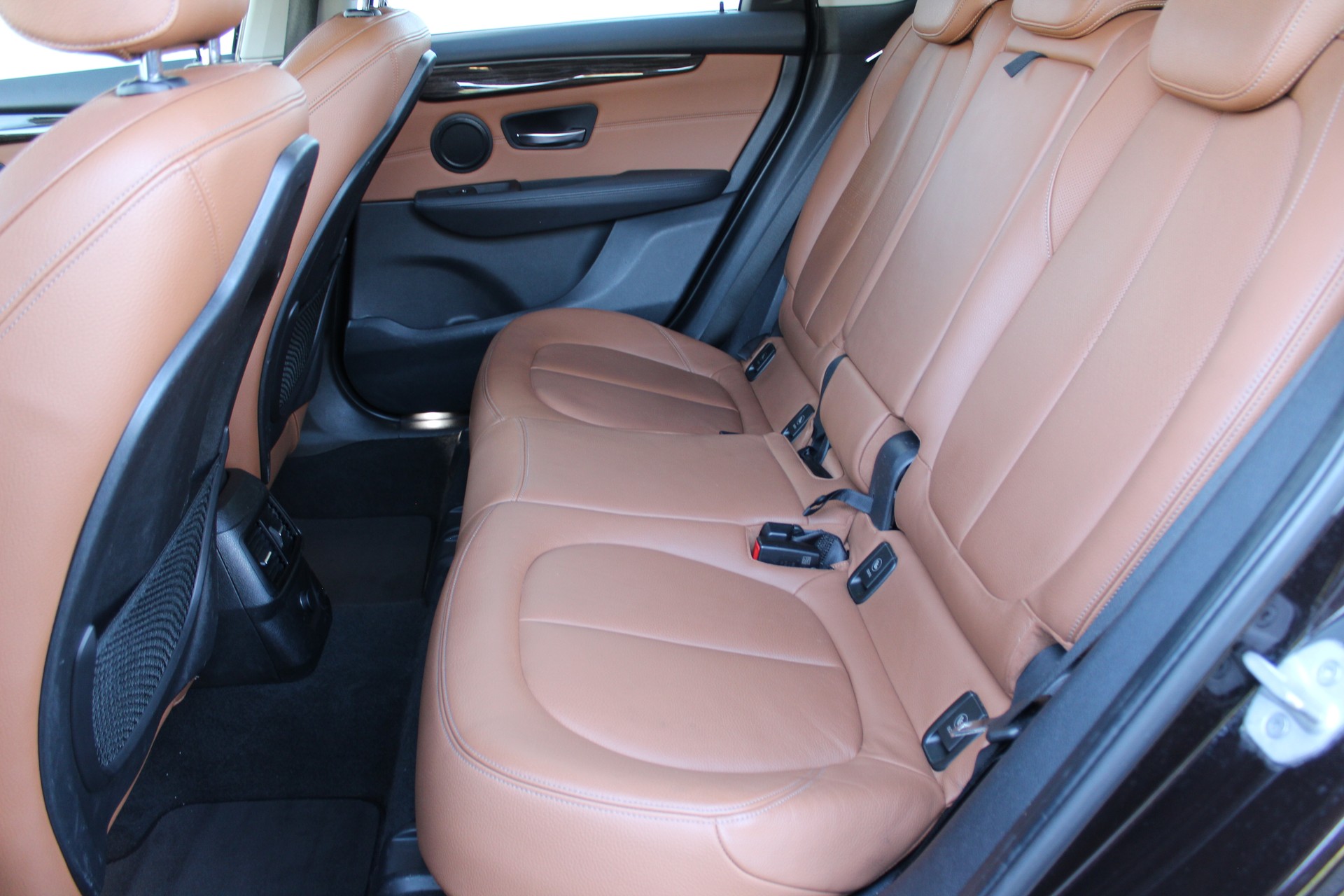 BMW 225i xDrive Active Tourer Sport Line Steptronic-image-15