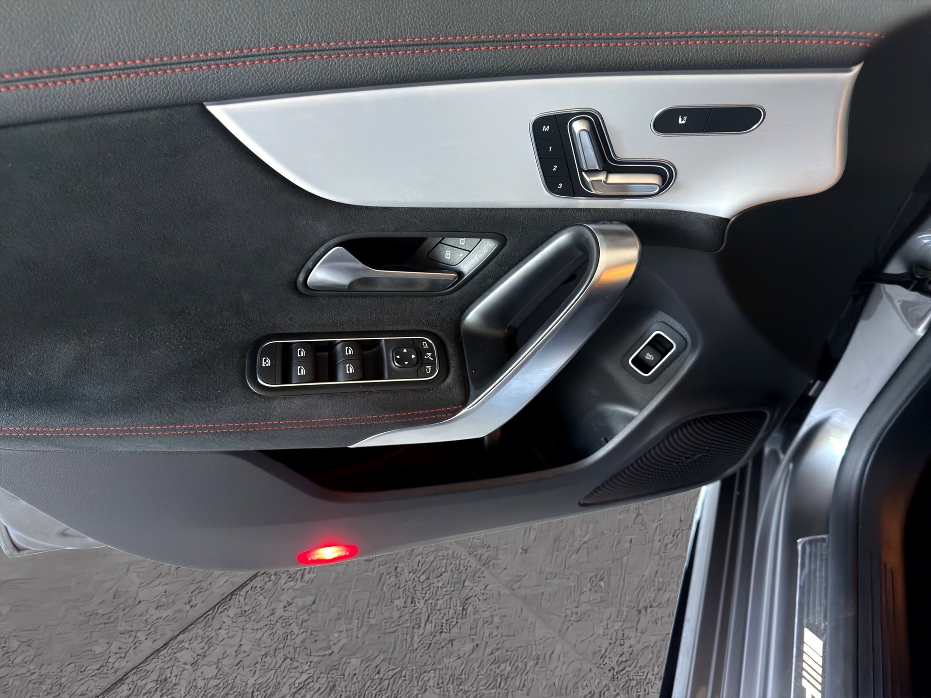 MERCEDES-BENZ CLA 35 AMG 4Matic 8G-DCT-image-10