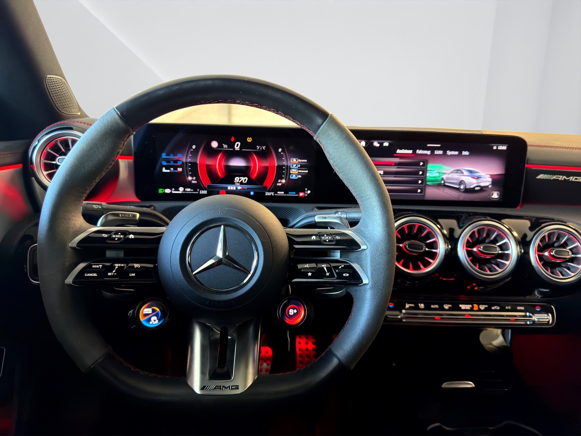 MERCEDES-BENZ CLA 35 AMG 4Matic 8G-DCT-image-14